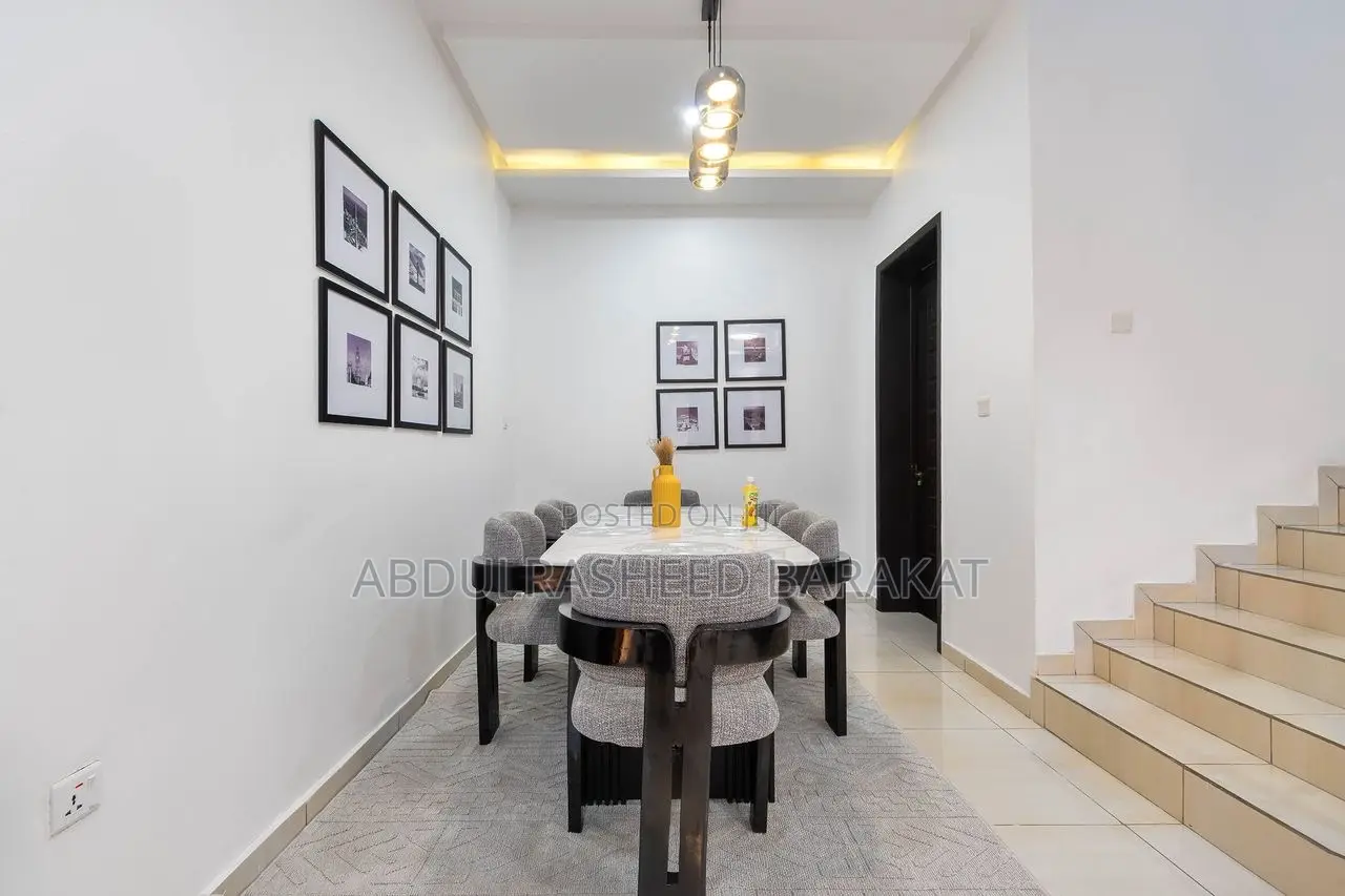 Luxury Four Bedroom With Pool Gym Cityview in Victoria Island