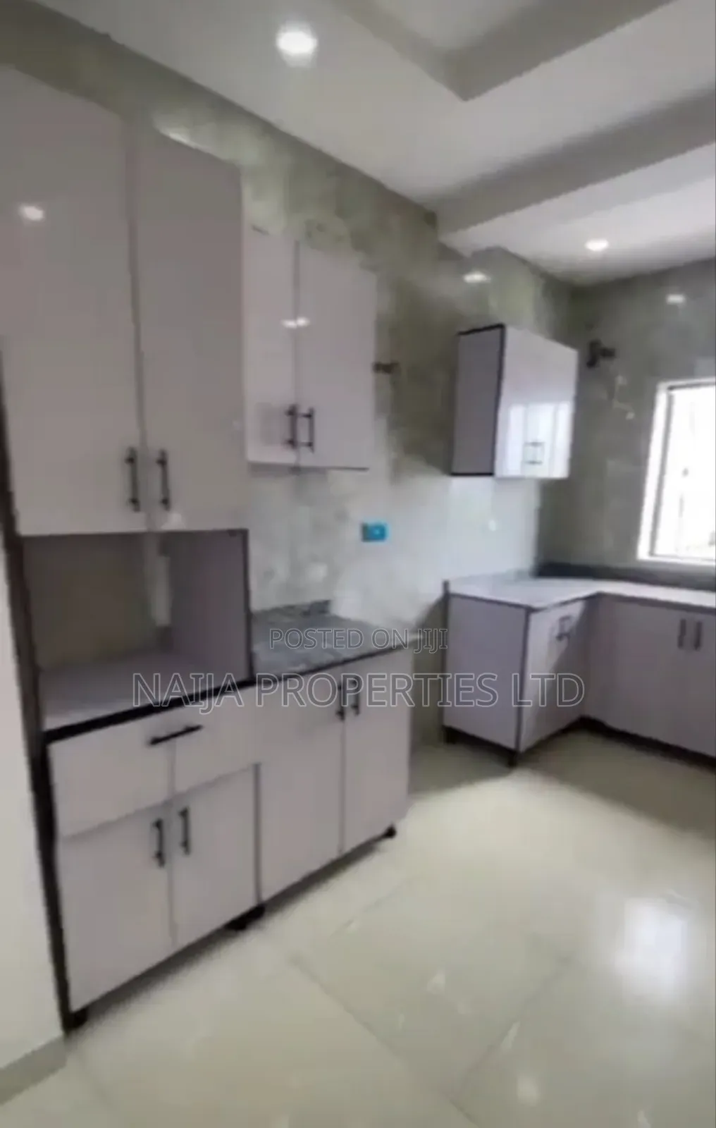 4bdrm Penthouse in Ikate, Lekki for sale in Lekki