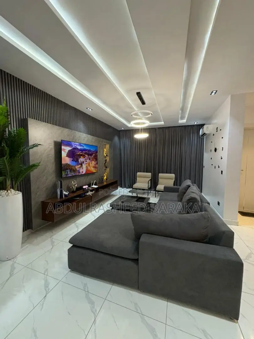 Luxury Two Bedroom Apartment With Bq Ps5 City View in Ikate