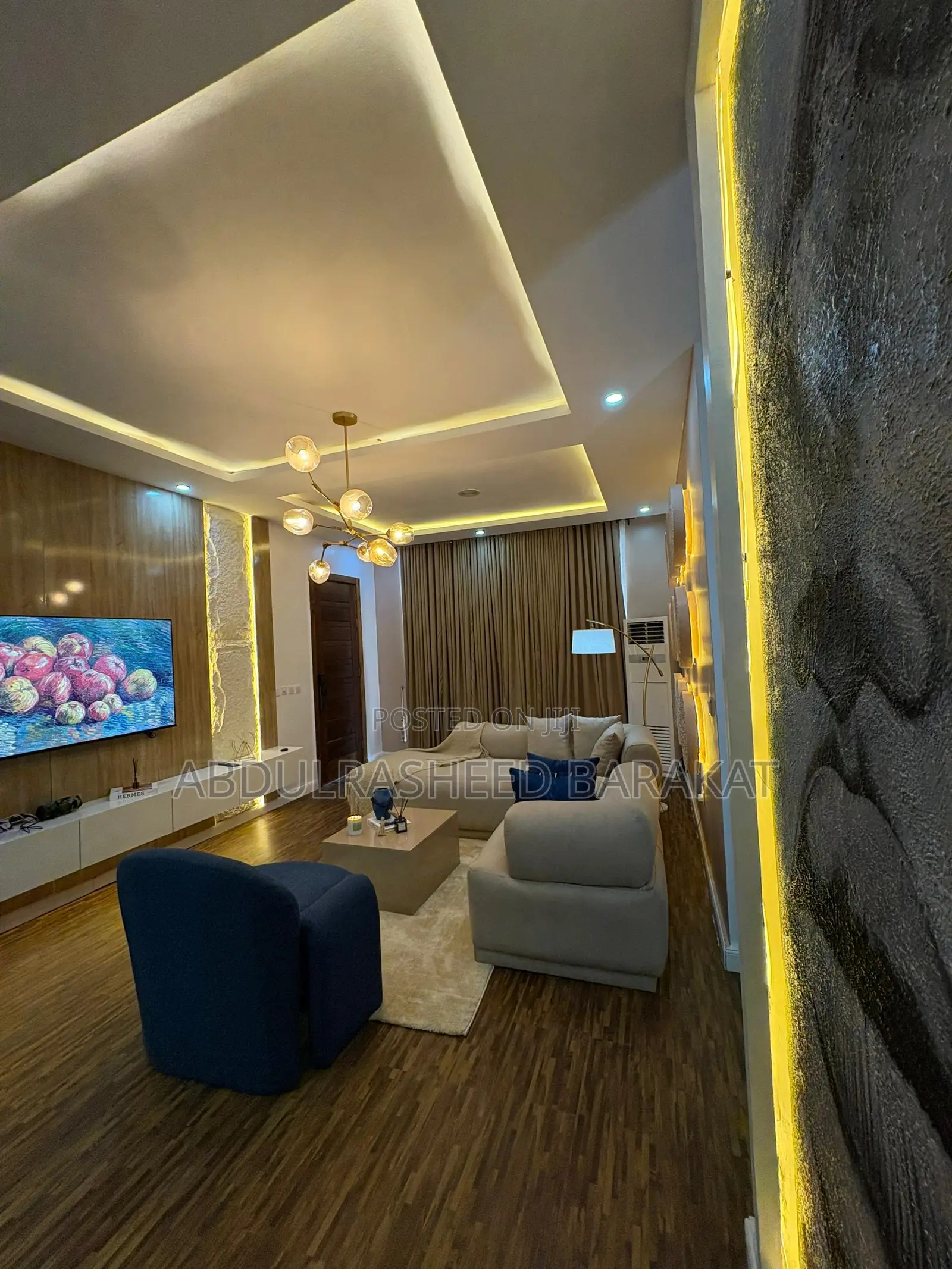 Luxury Two Bedroom Apartment Ps5 Aesthetically Pleasing in Agungi