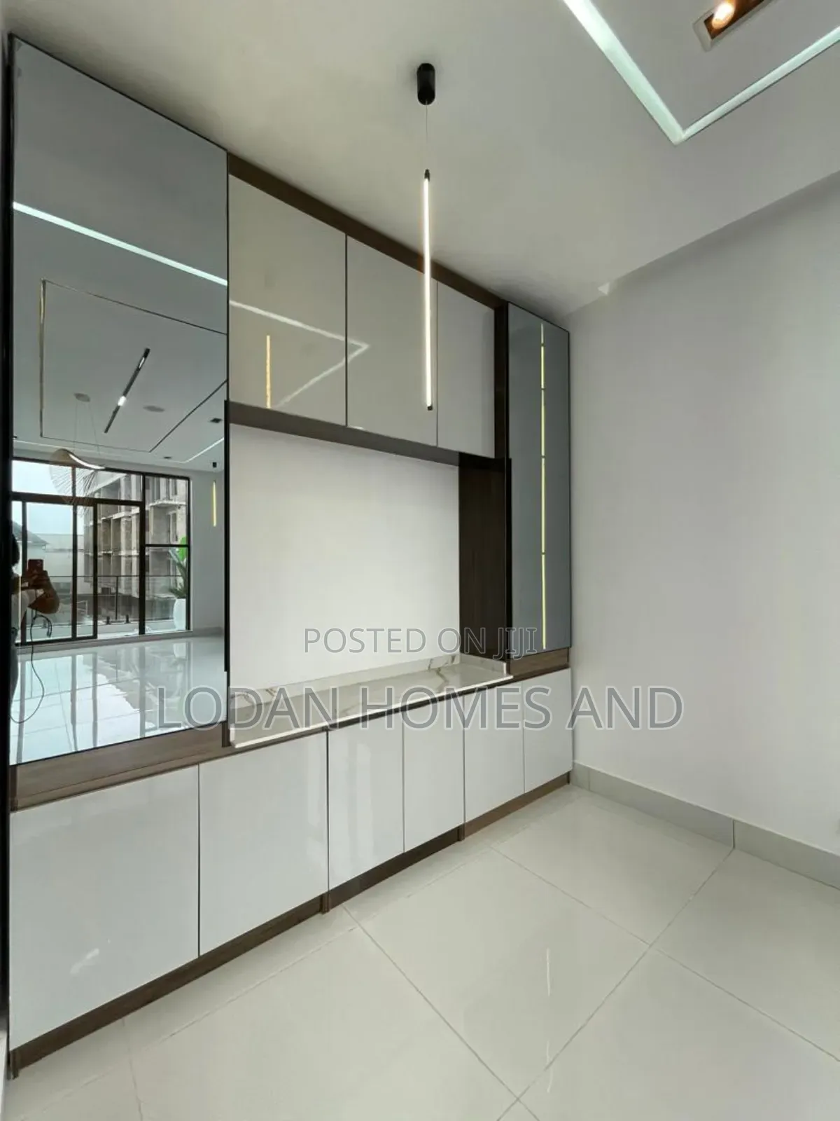 Furnished 5bdrm Duplex in Lekki for sale in Lekki