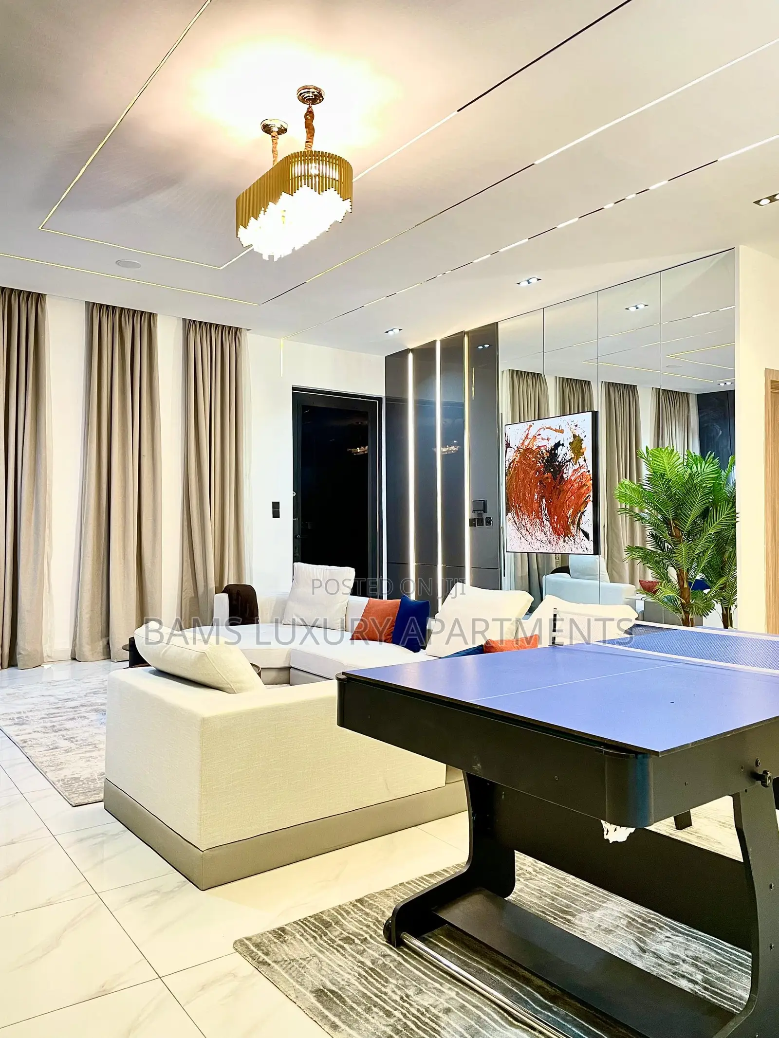 5 Beds Apartment for Stay and Party in Lekki Phase 1
