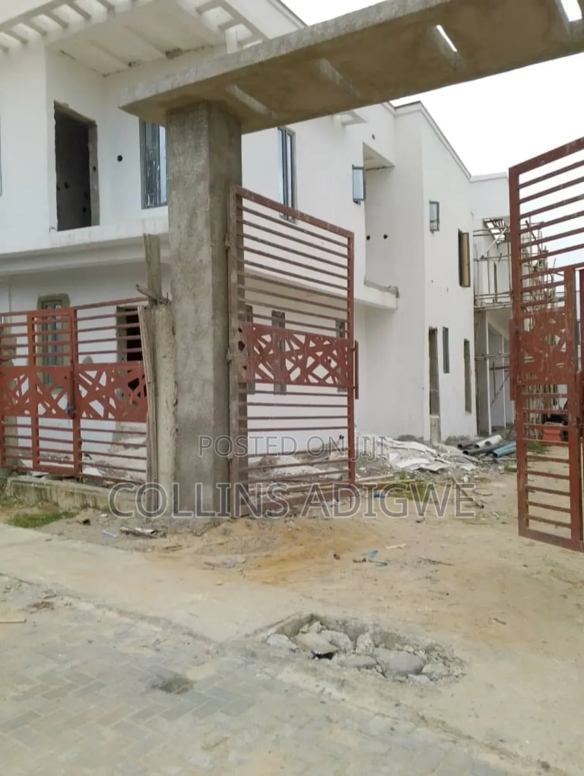 3bdrm Duplex in Service Estate for sale in Abraham Adesanya Estate