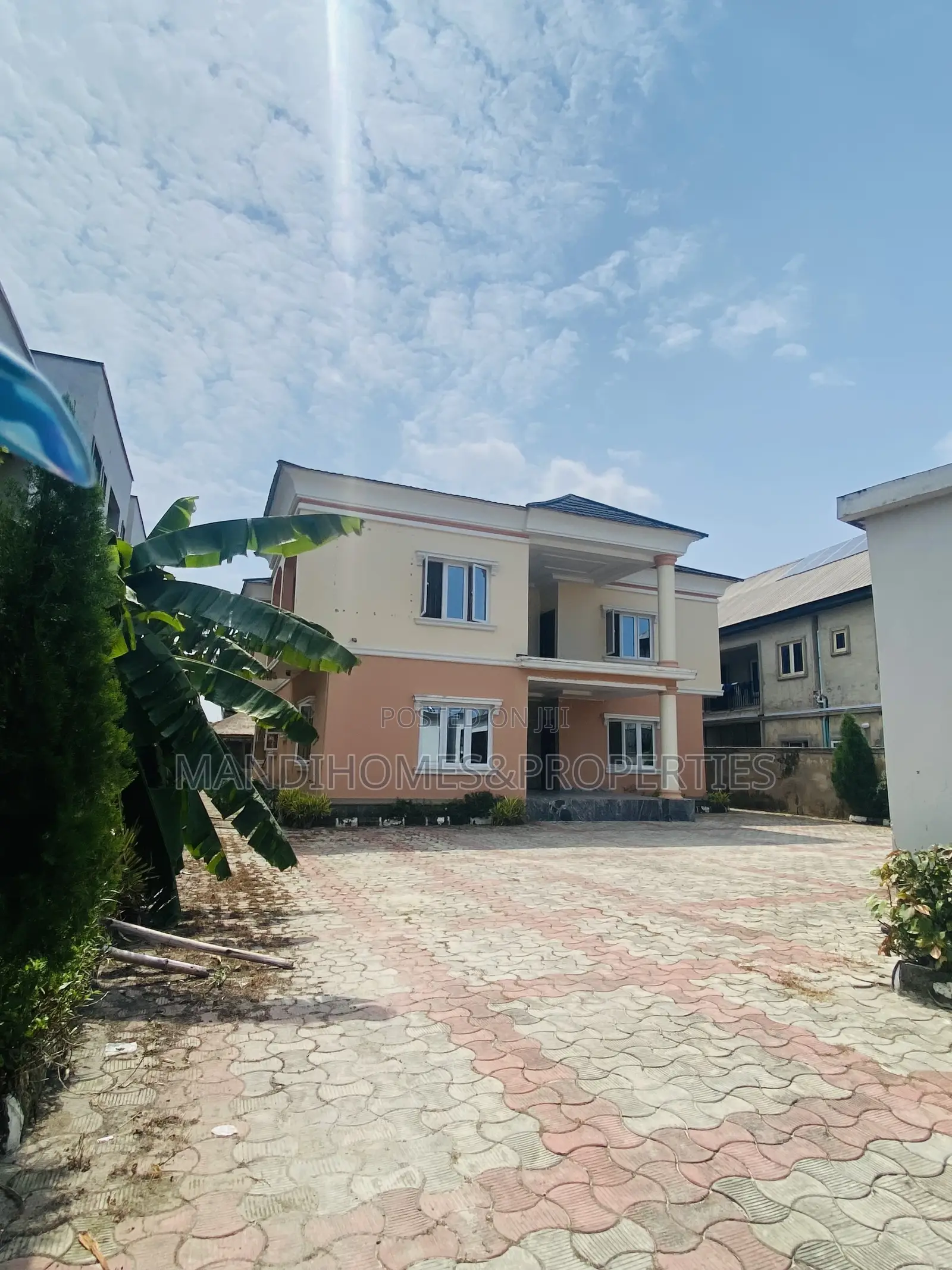 4bdrm Duplex in Sangotedo for sale in Sangotedo