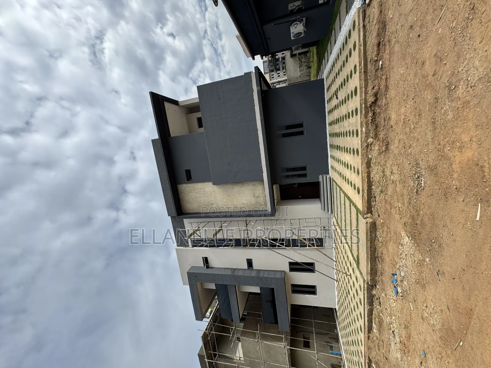 Furnished 5bdrm Duplex in Jahi for sale in Jahi