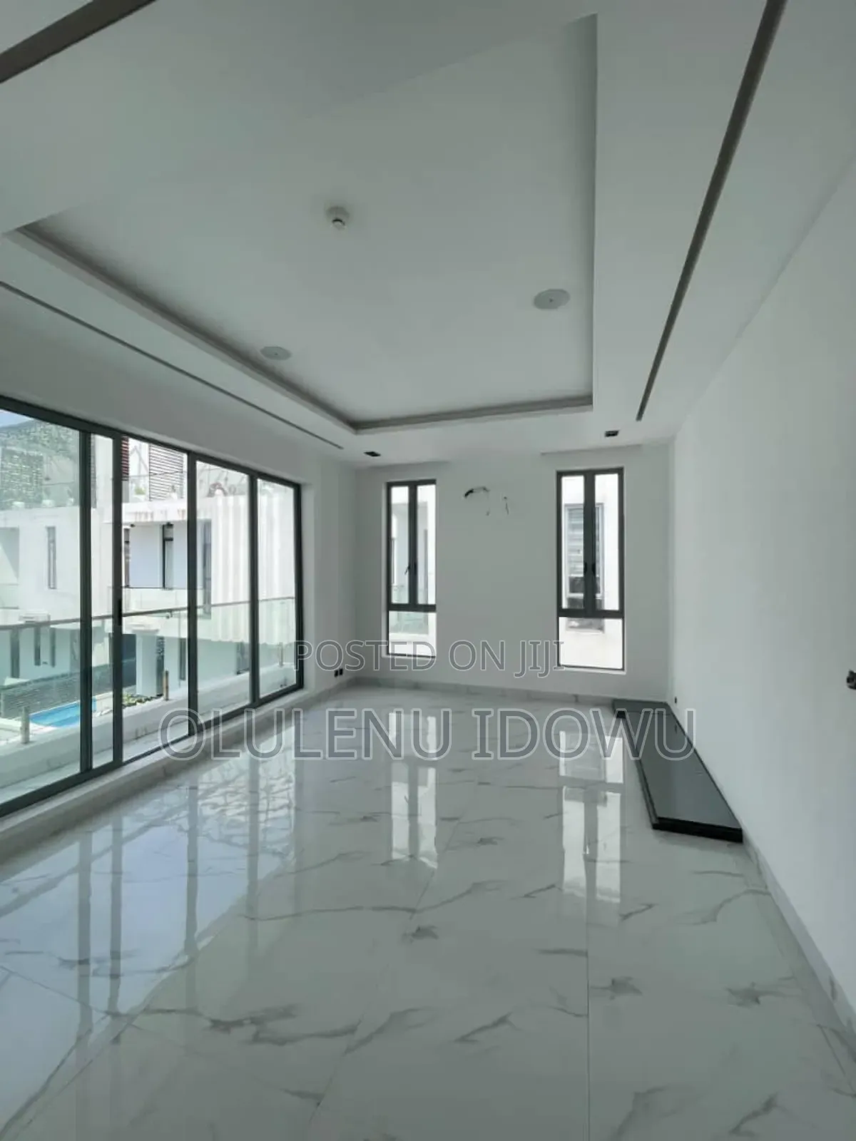 Furnished 5bdrm Duplex in Osapa london for sale in Osapa london