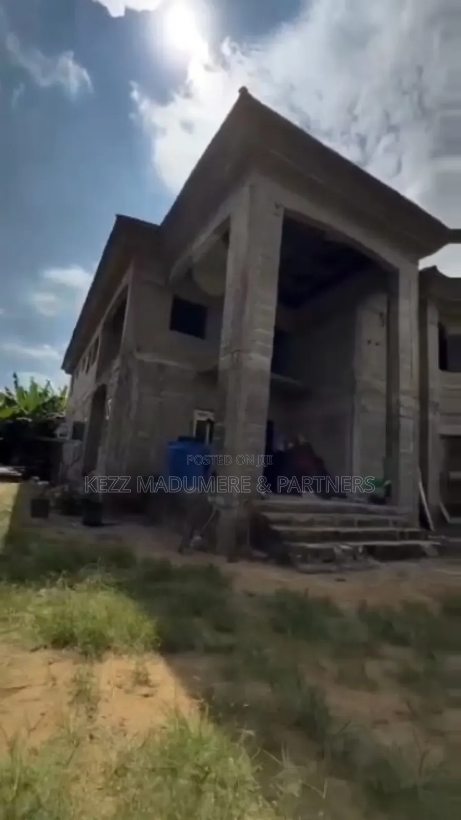 6bdrm Duplex in Mandela Estate Sars for sale in Port-Harcourt