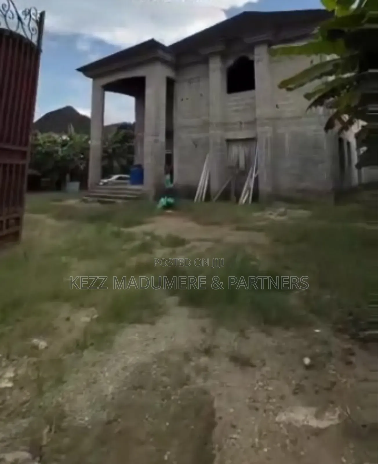 6bdrm Duplex in Mandela Estate Sars for sale in Port-Harcourt