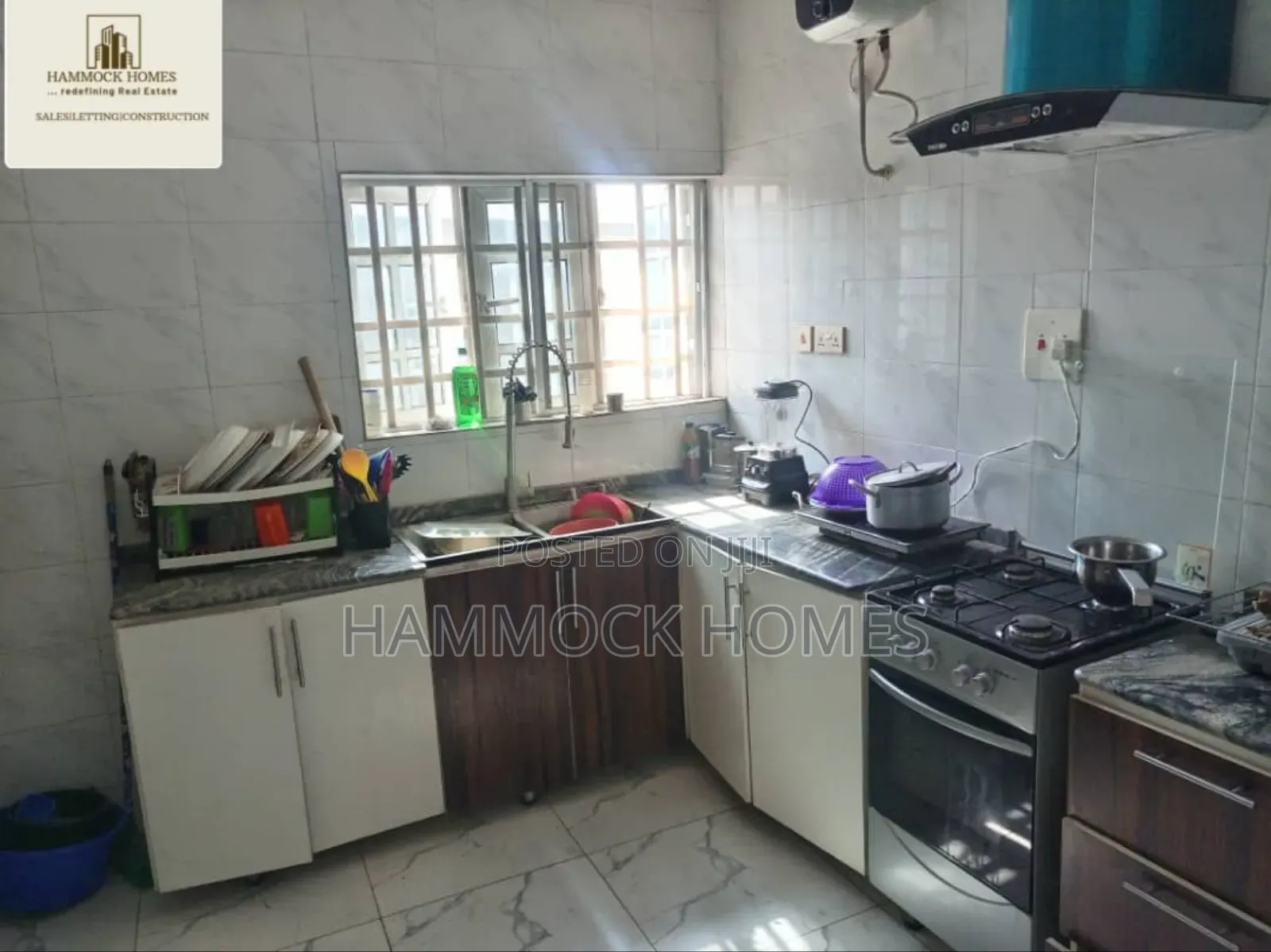 4bdrm Bungalow in Adewunmi, Iwo Road for sale in Iwo Road