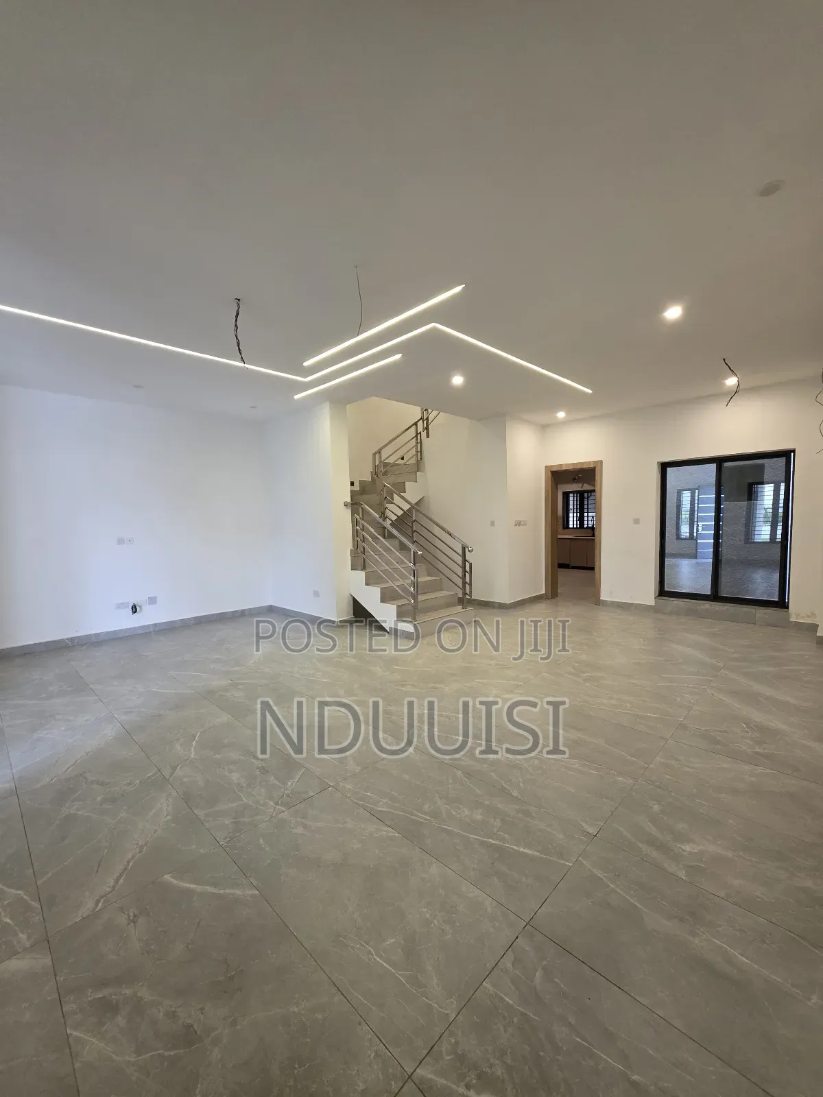 4bdrm Duplex in By Godab Estate, Life Camp for sale in Life Camp