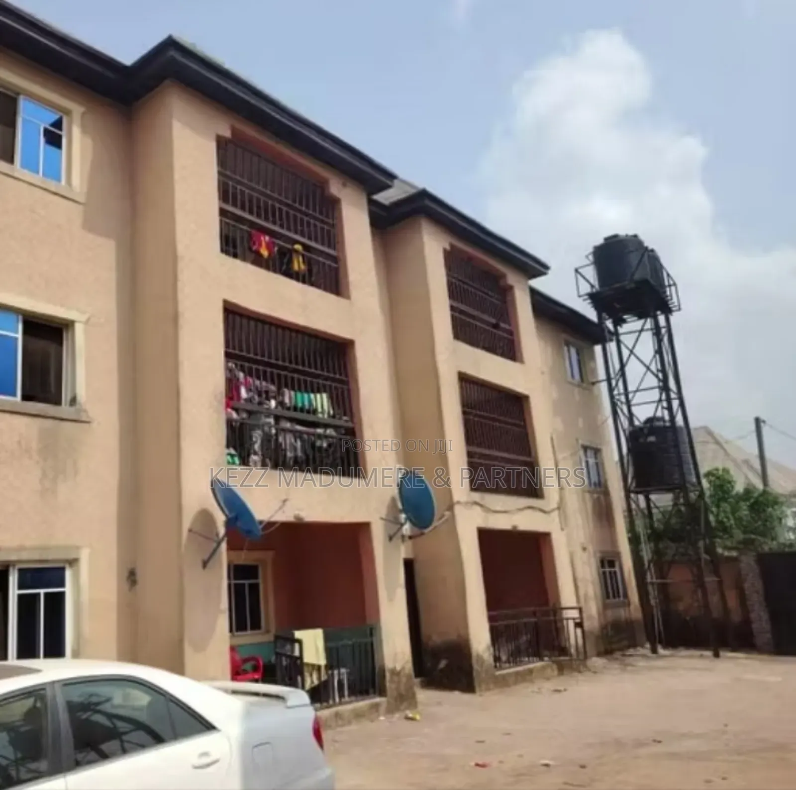 6bdrm Block of Flats in Umuguma Owerri Imo for sale in Owerri