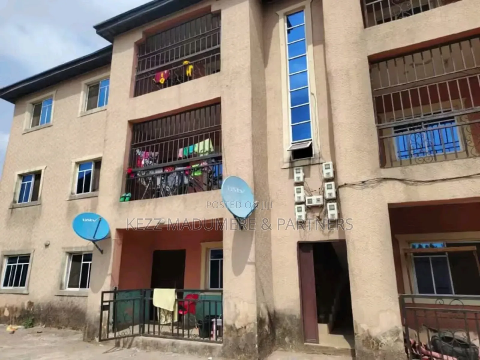 6bdrm Block of Flats in Umuguma Owerri Imo for sale in Owerri