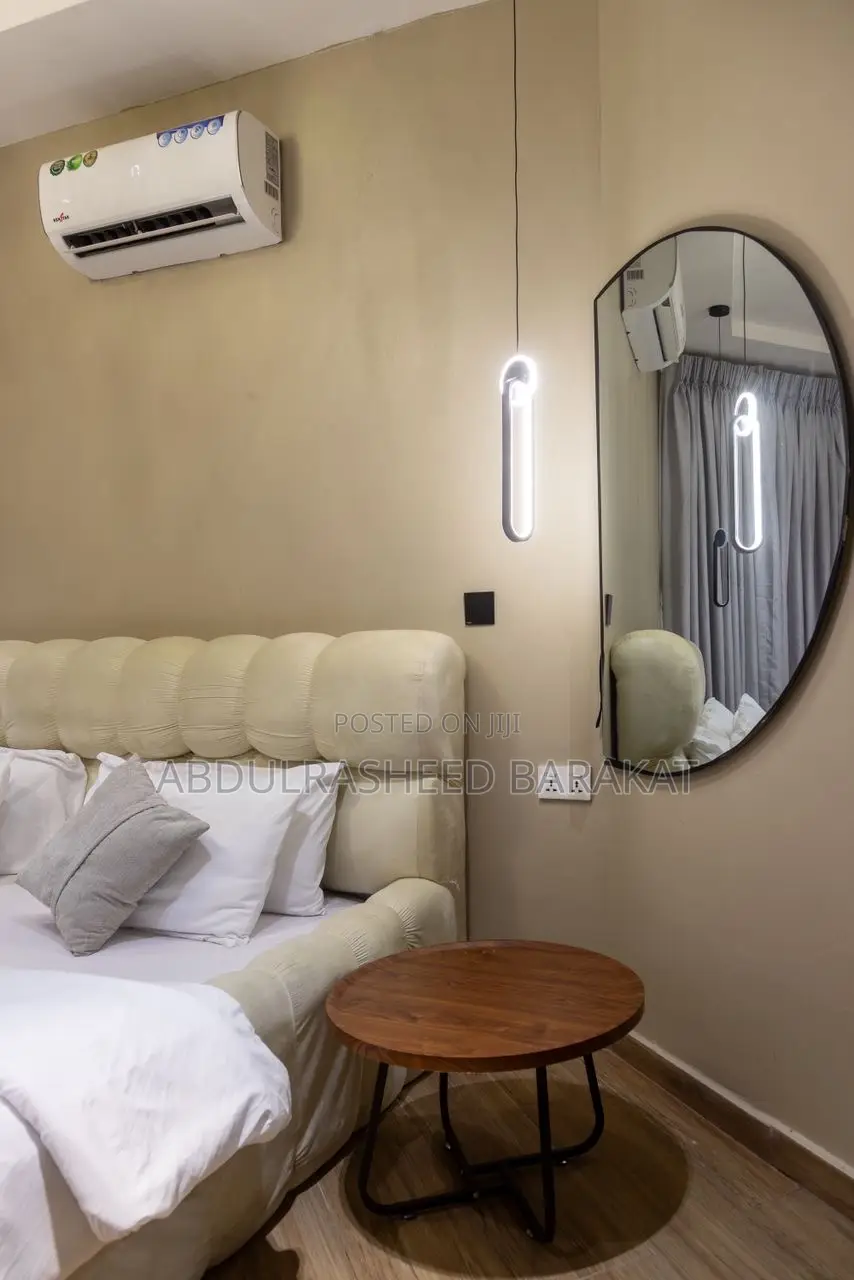Spacious 1 Bedroom With Pool Gym Balcony in Lekki