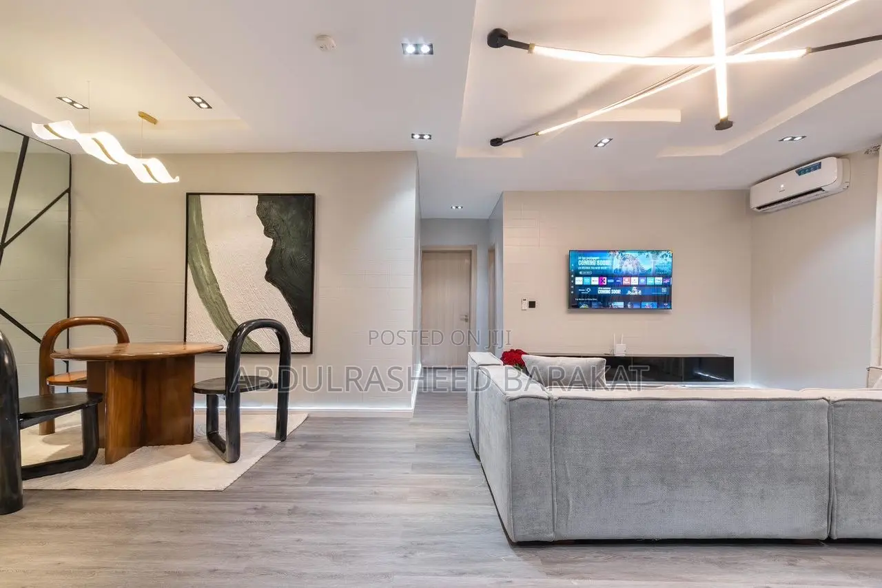Brand New Luxury 2 Bedroom Apartment With Pool Gym Balcony in Lekki Phase 1