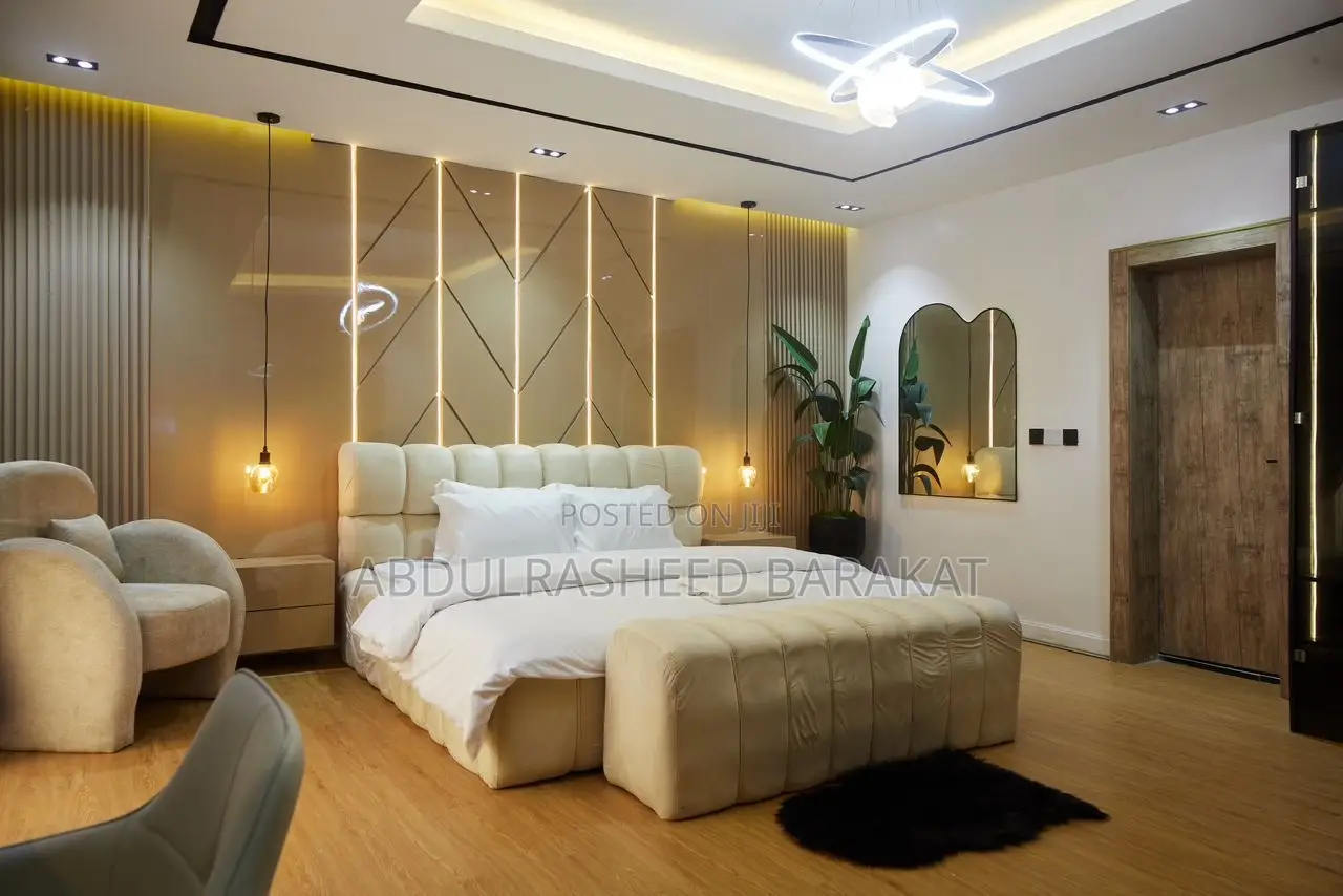 Luxury Spacious 3 Bedroom With Pool Snooker Balcony Bathtub in Victoria Island