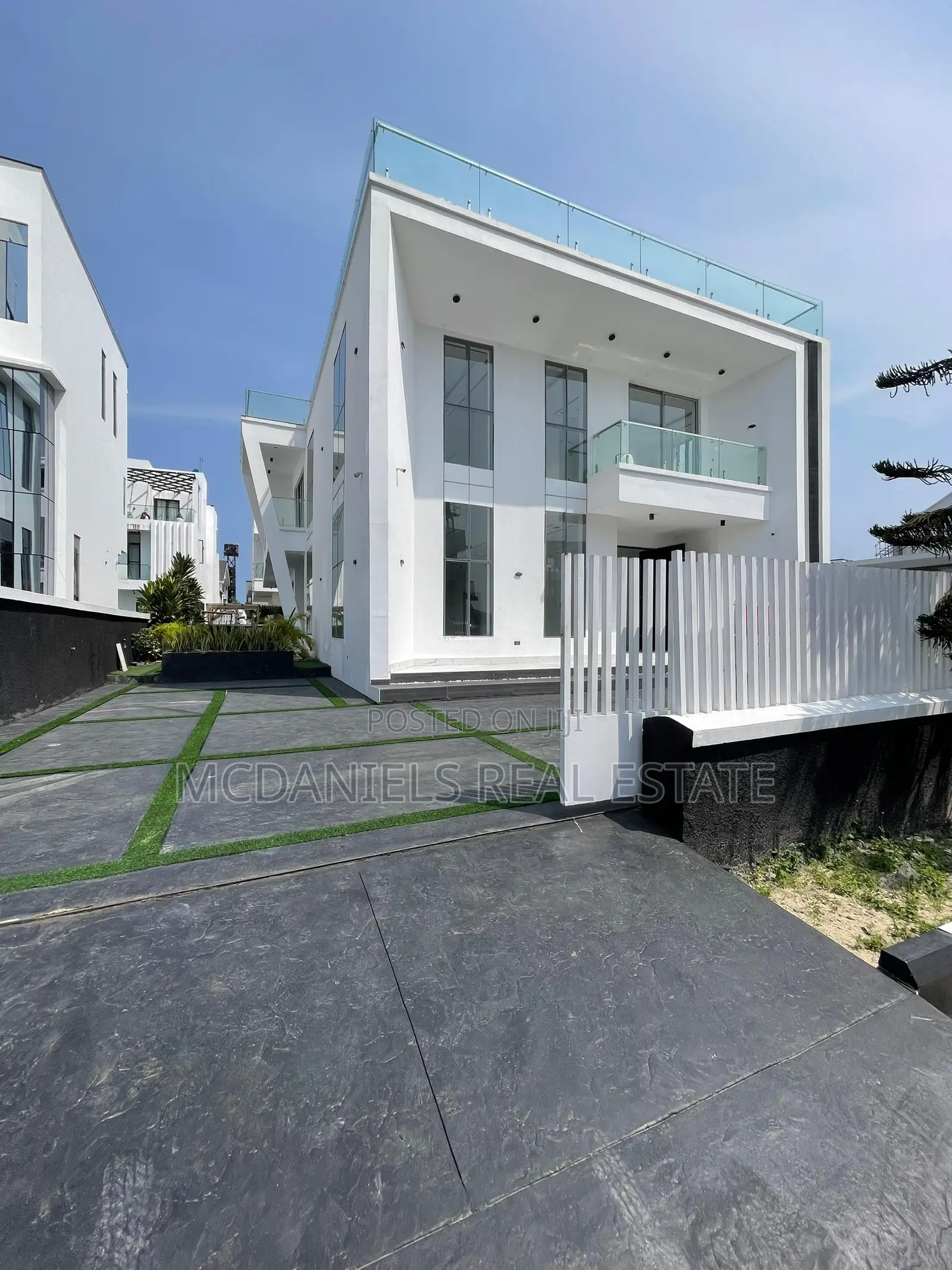 Furnished 5bdrm Duplex in Osapa london for sale in Osapa london