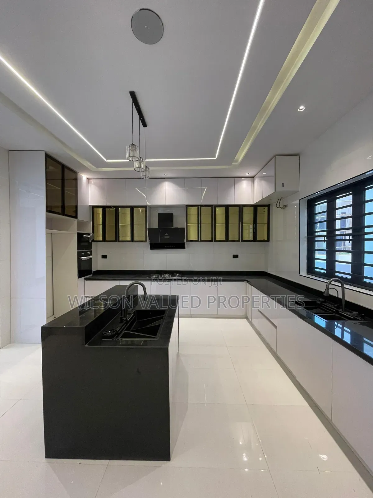 4bdrm Duplex in Green Acres Estate, Ikeja GRA for sale in Ikeja GRA