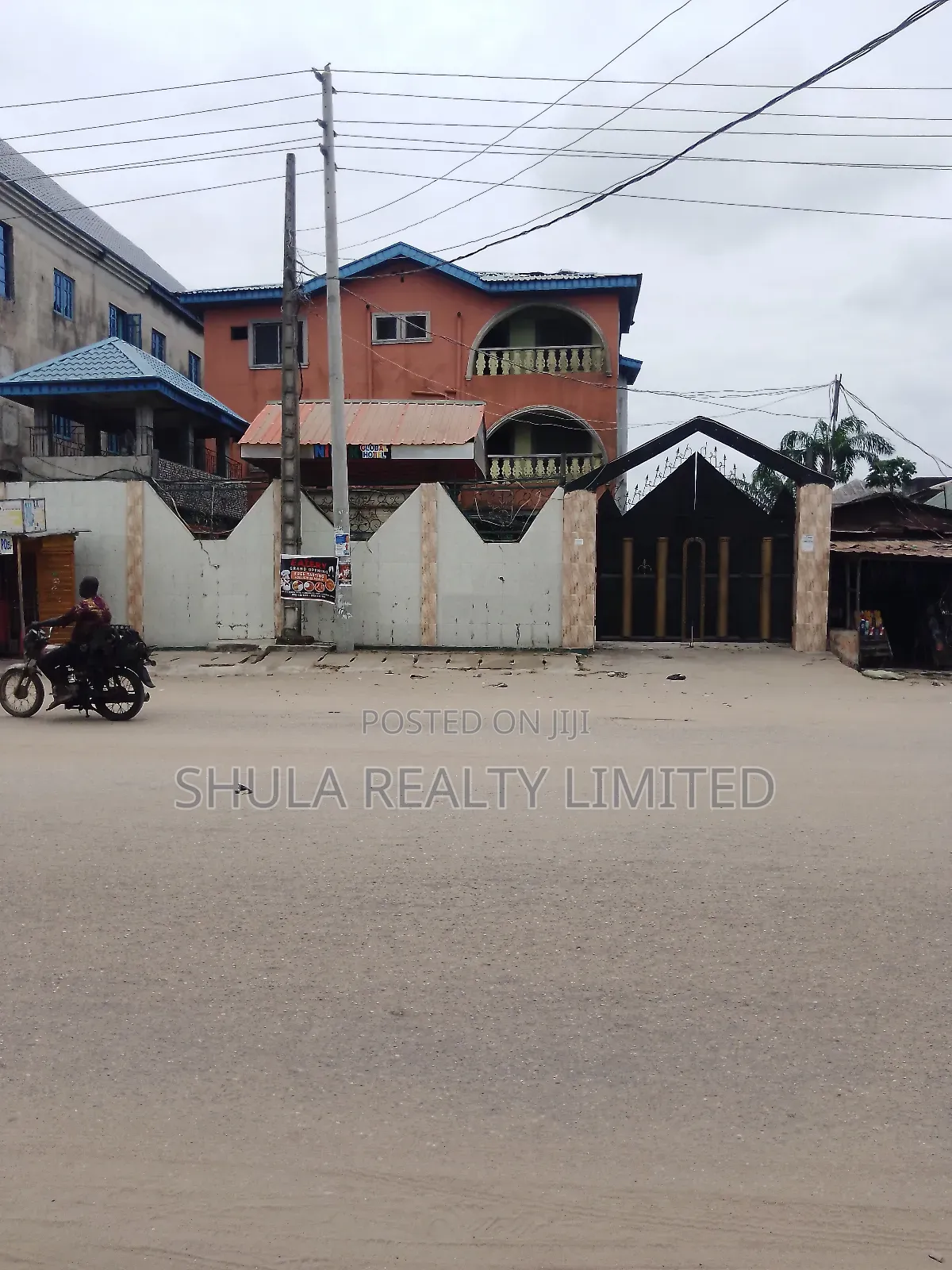 Hotel for Sale in Ajangbadi