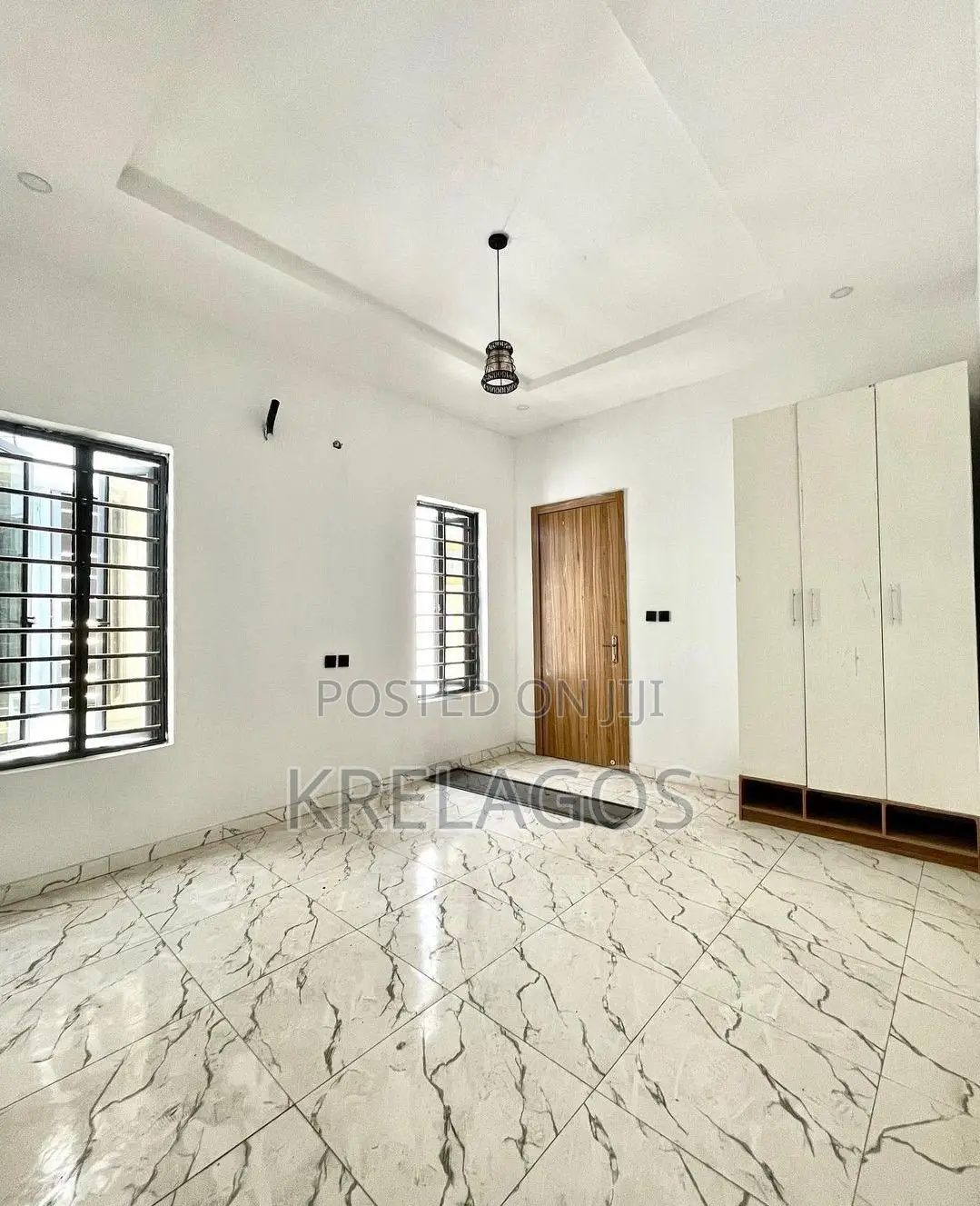 4bdrm Duplex in Orchid, Chevron for sale in Chevron