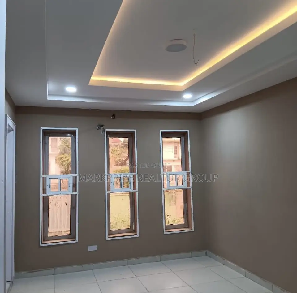 4bdrm Duplex in Jericho Gra Ibadan for sale in Ibadan
