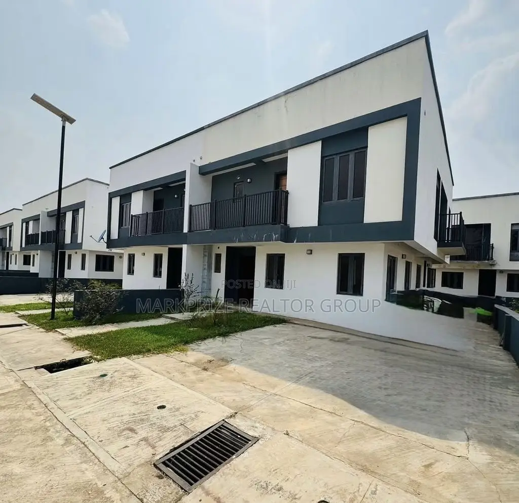3bdrm Duplex in Jericho Ibadan for sale in Ibadan