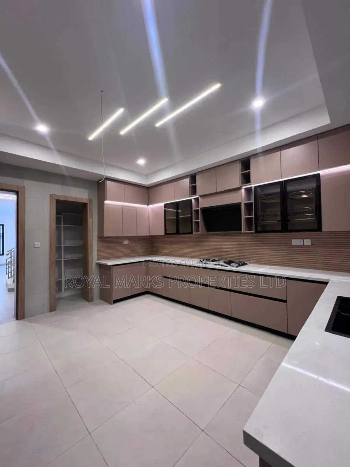 4bdrm Duplex in Life Camp for sale in Life Camp
