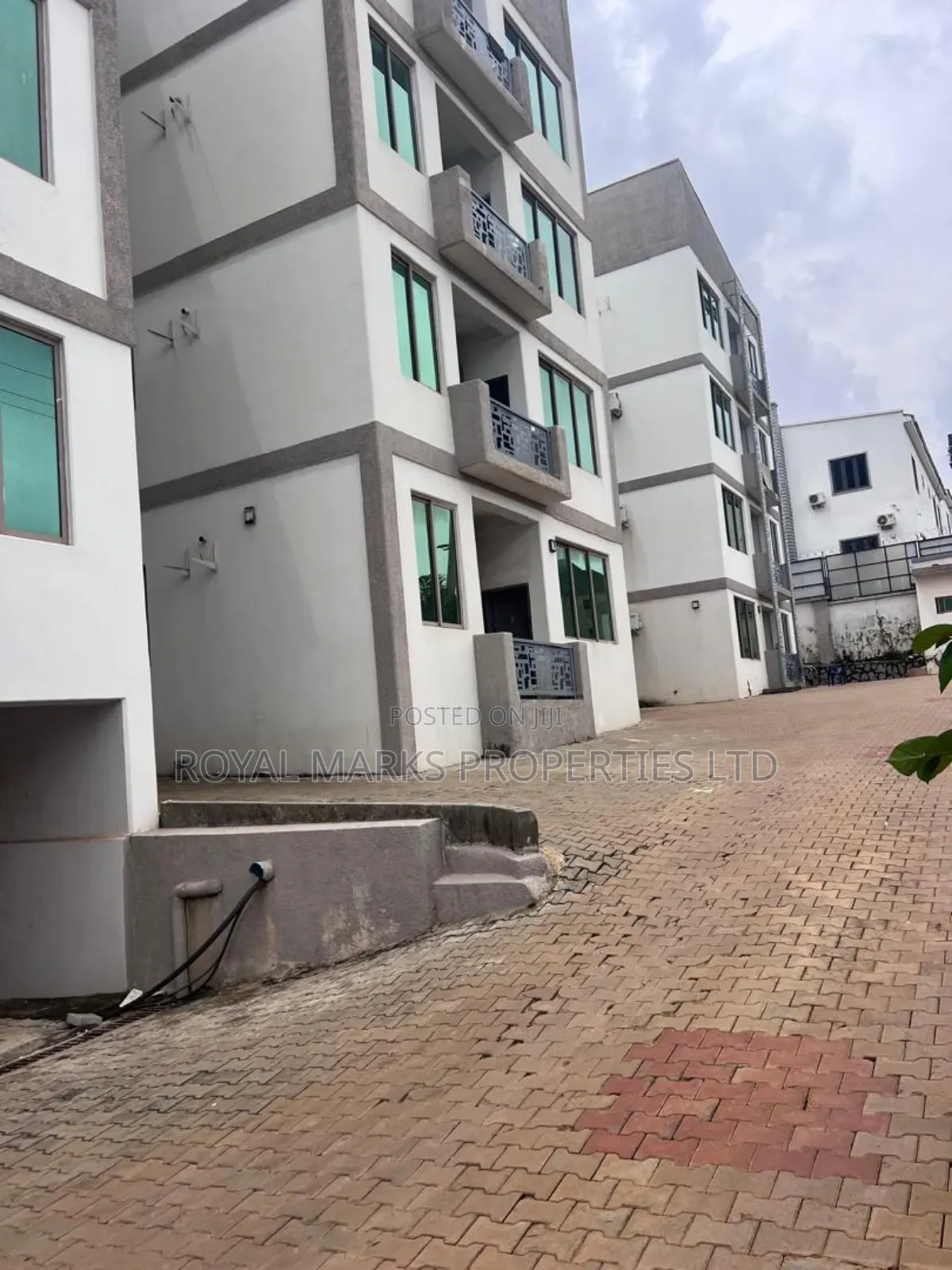 3bdrm Block of Flats in Life Camp for sale in Life Camp