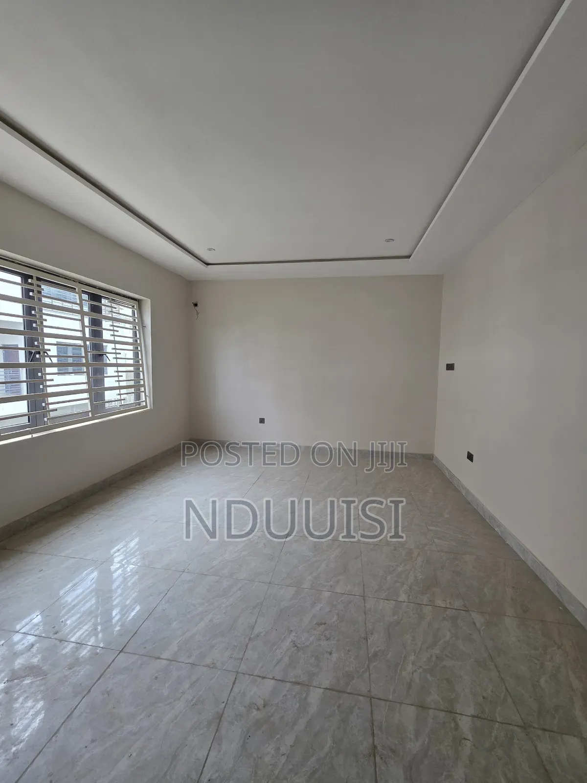 5bdrm Duplex in Life Camp for sale in Life Camp
