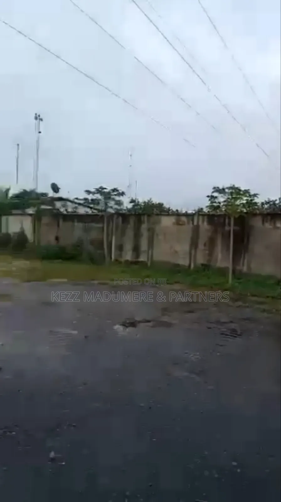 For Sale : 12 Plots Olu Obasanjo Major Road Ph in Port-Harcourt