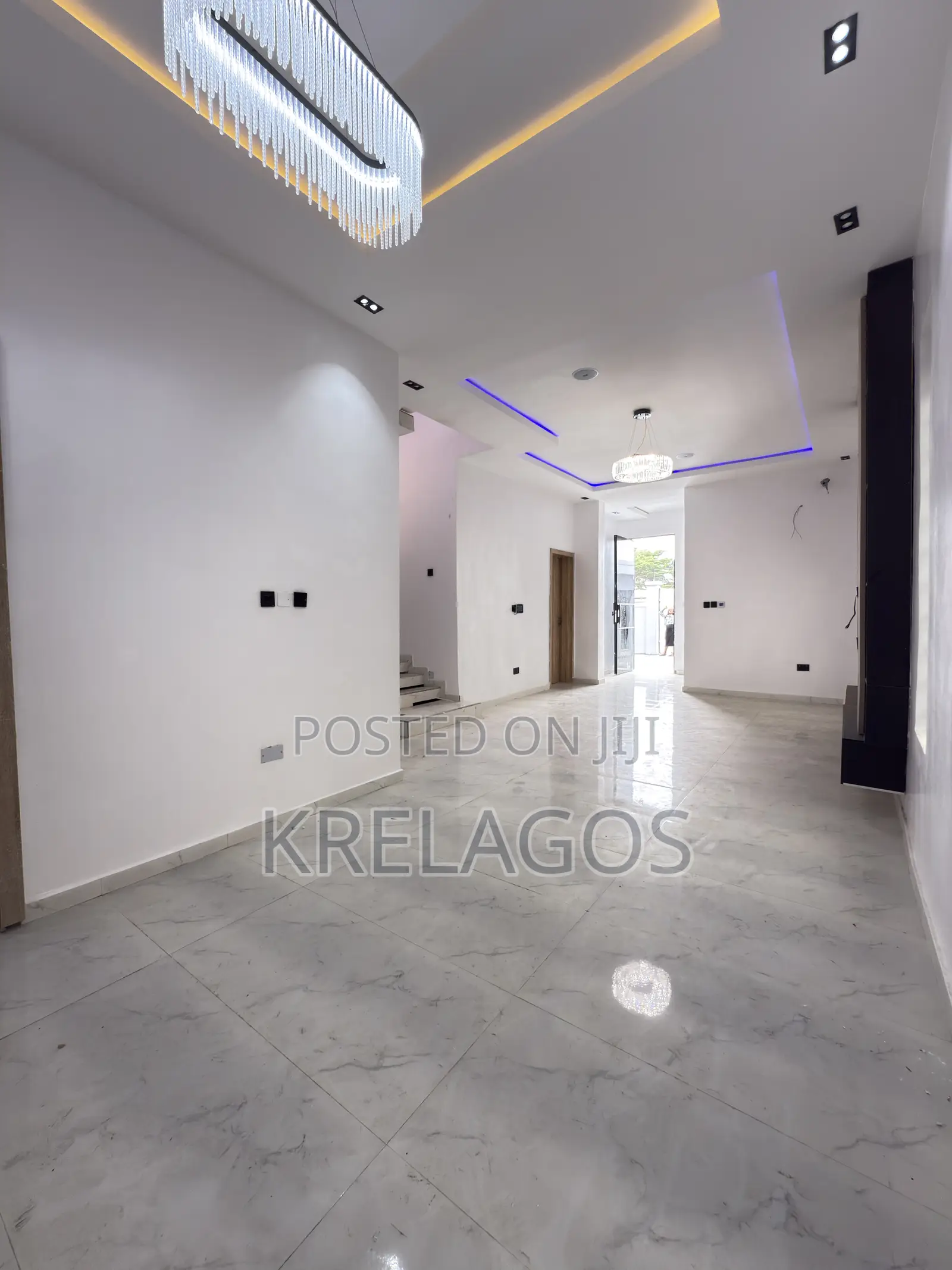 4bdrm Duplex in Orchid, Chevron for sale in Chevron