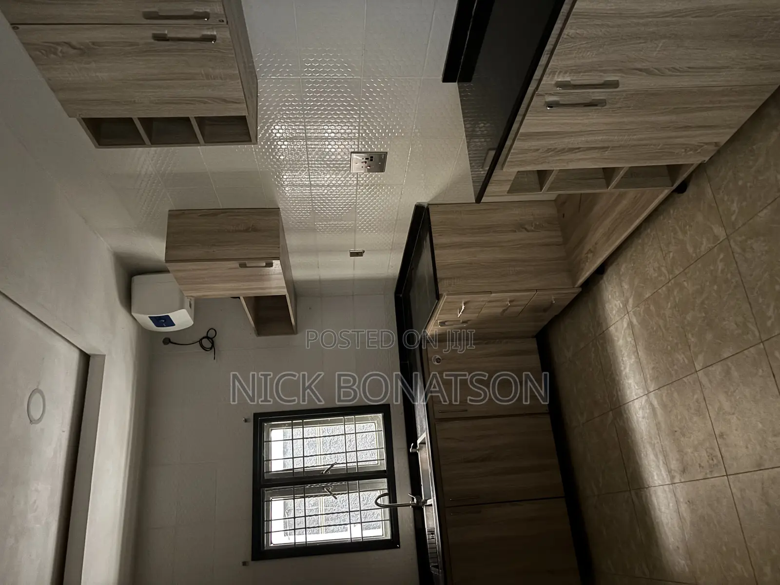 3bdrm Apartment in Life Camp Close To, Dape for rent in Dape