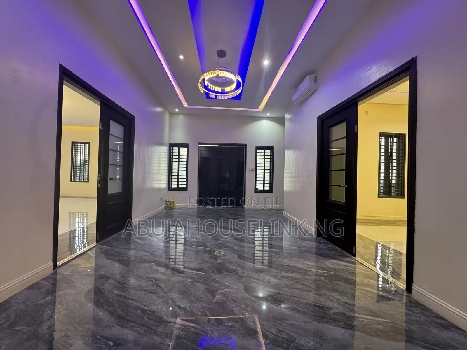 6bdrm Duplex in Guzape By Diplomatic for sale in Guzape District