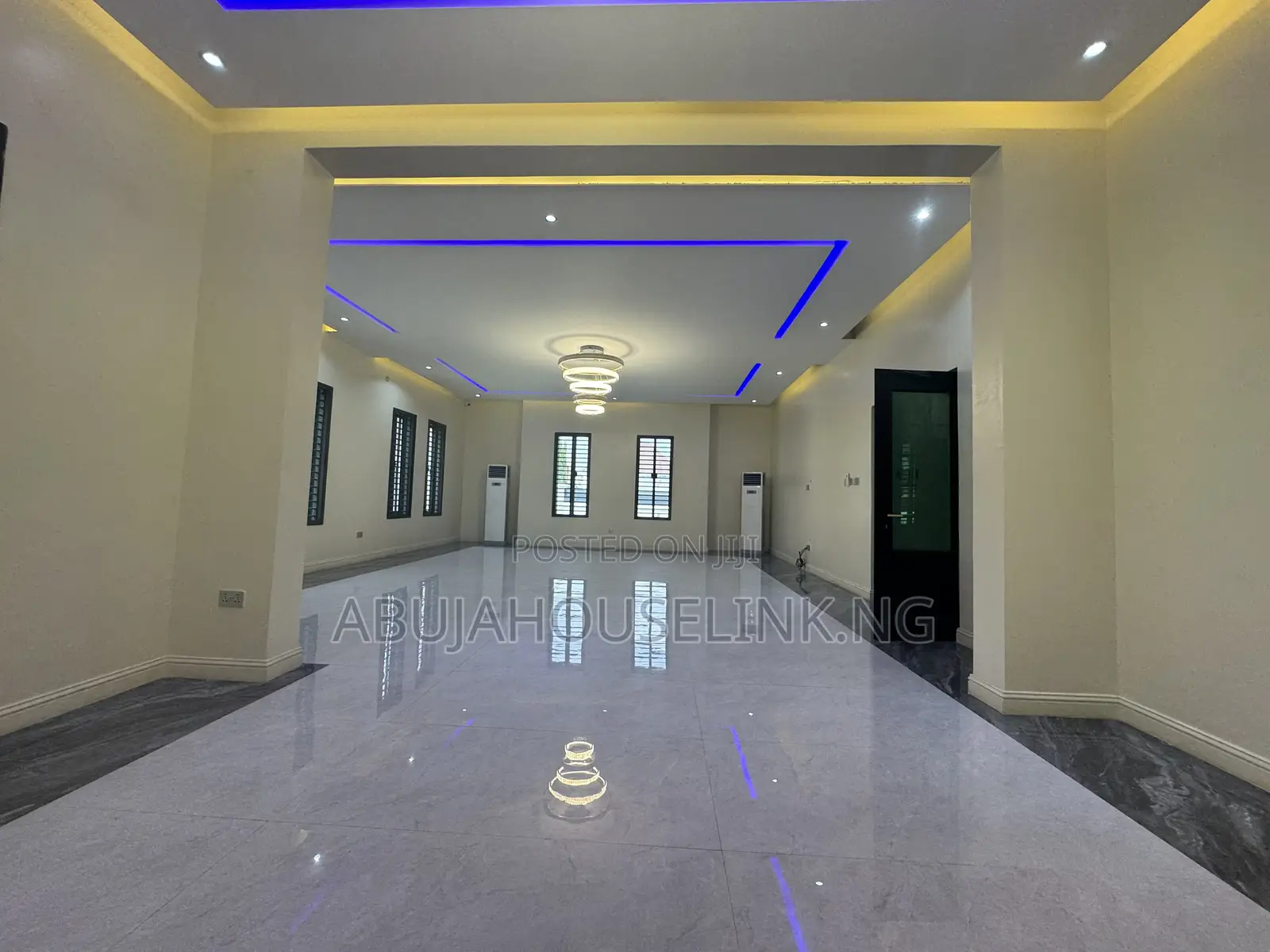 6bdrm Duplex in Guzape By Diplomatic for sale in Guzape District