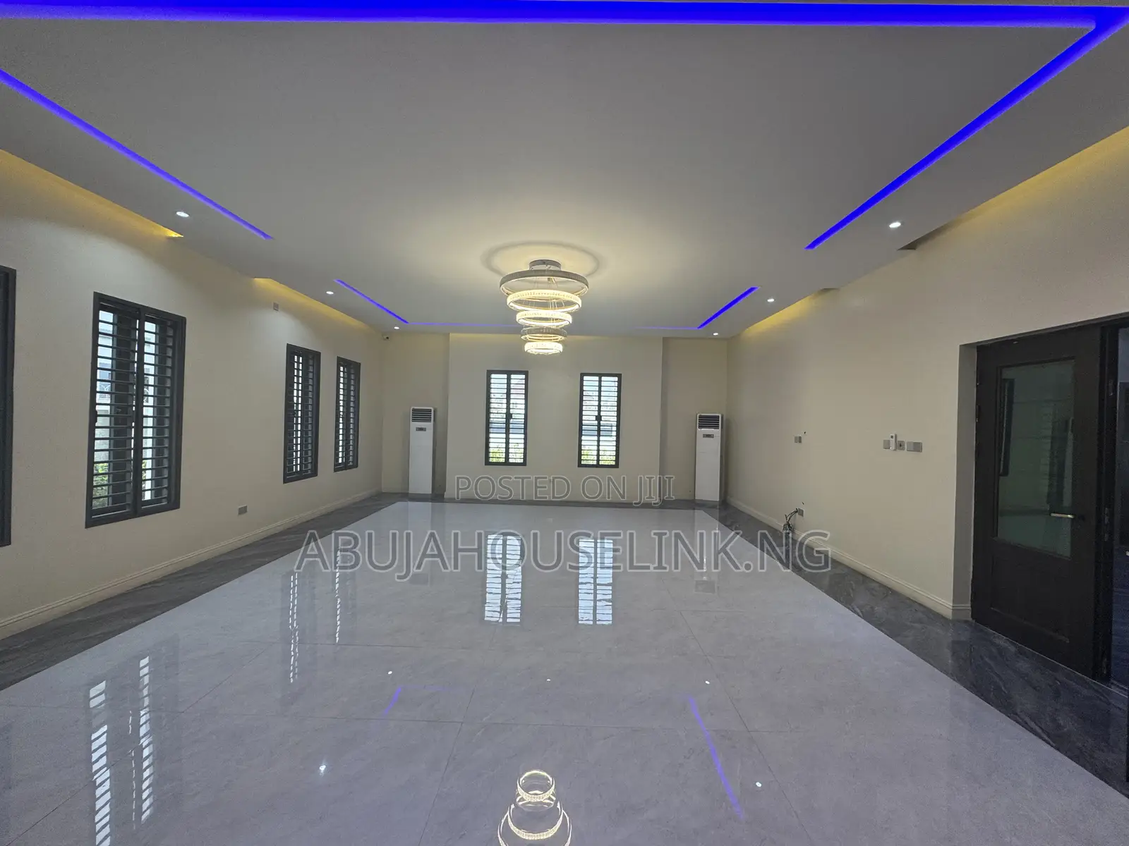 6bdrm Duplex in Guzape By Diplomatic for sale in Guzape District