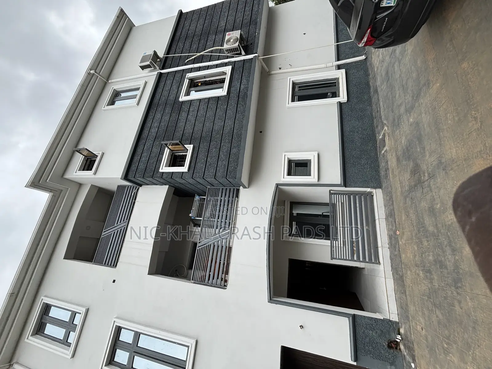 3bdrm Apartment in Life Camp Close To, Dape for rent in Dape