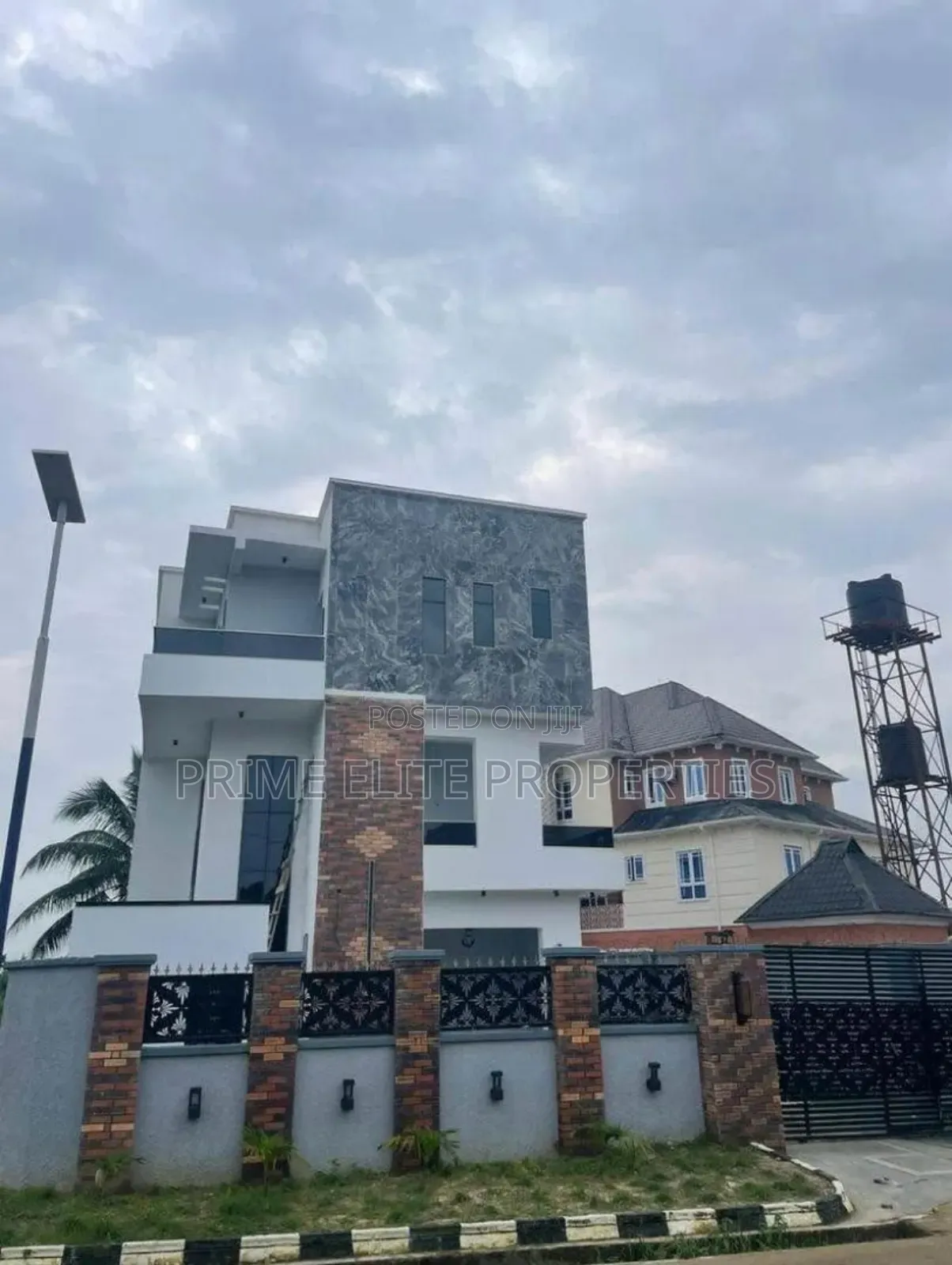 Furnished 4bdrm Duplex in Osongama Housing, Uyo for sale in Uyo