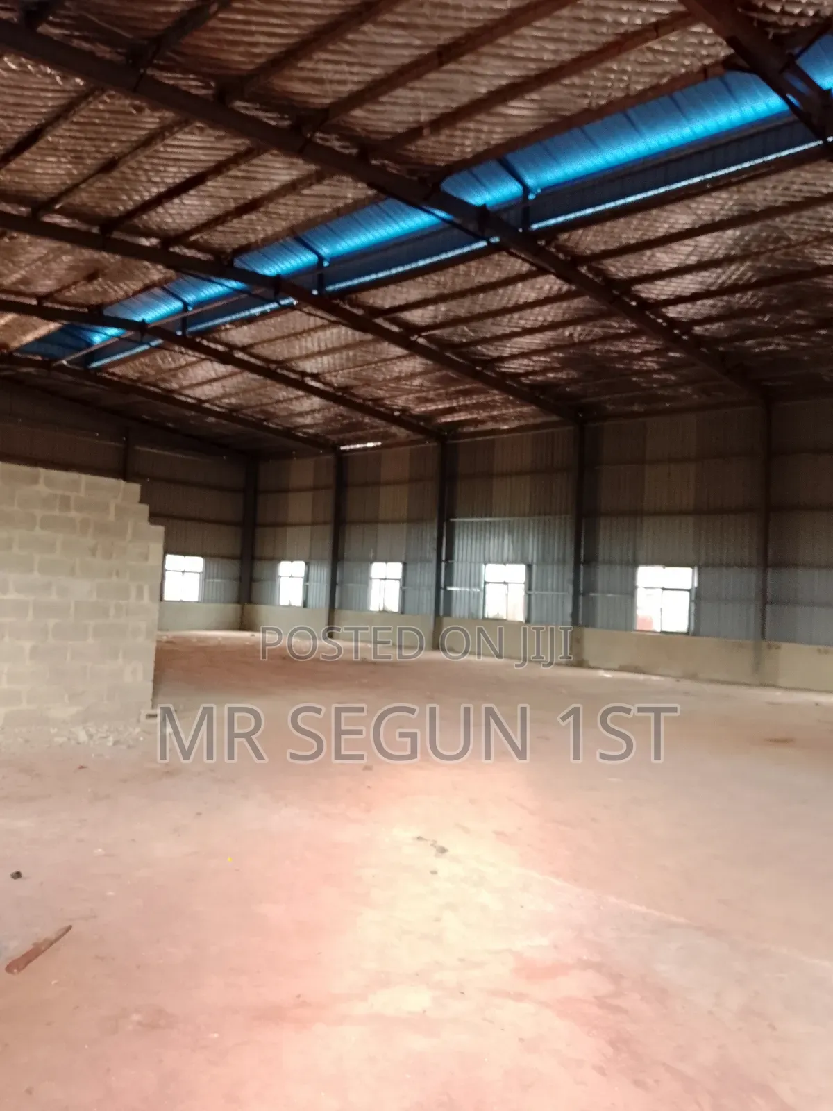 Warehouse to Let in Sagamu