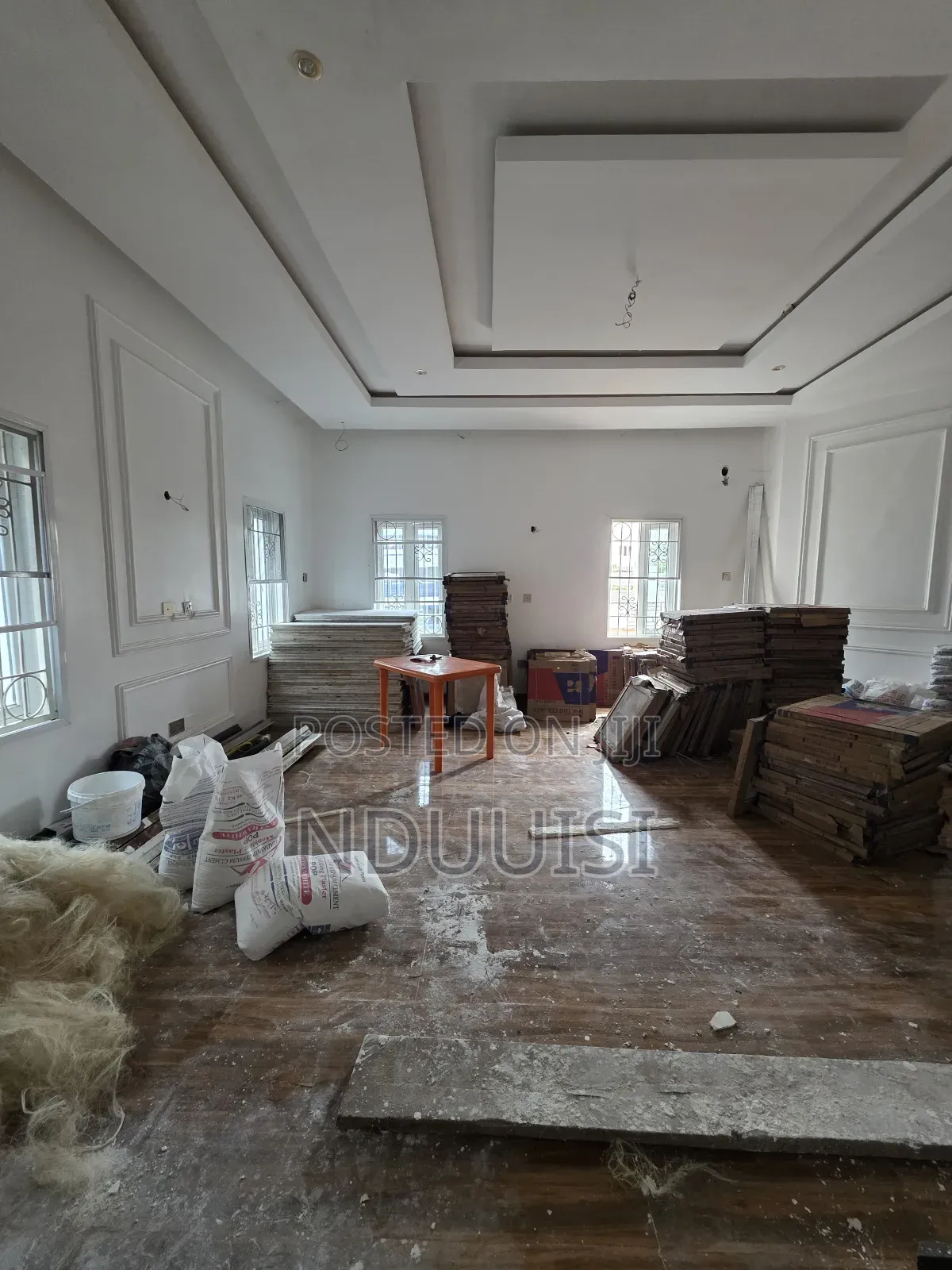 5bdrm Duplex in Idu for sale in Idu