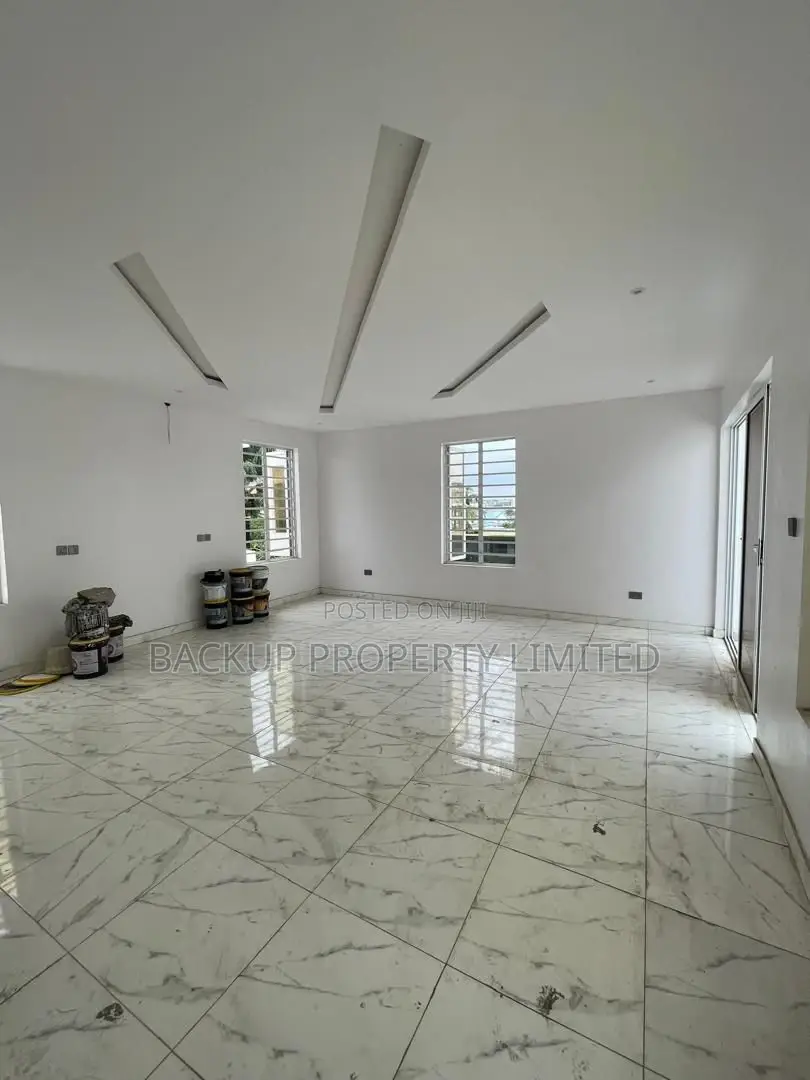 5bdrm Duplex in Opebi for sale in Opebi