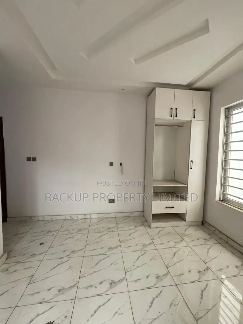 5bdrm Duplex in Opebi for sale in Opebi