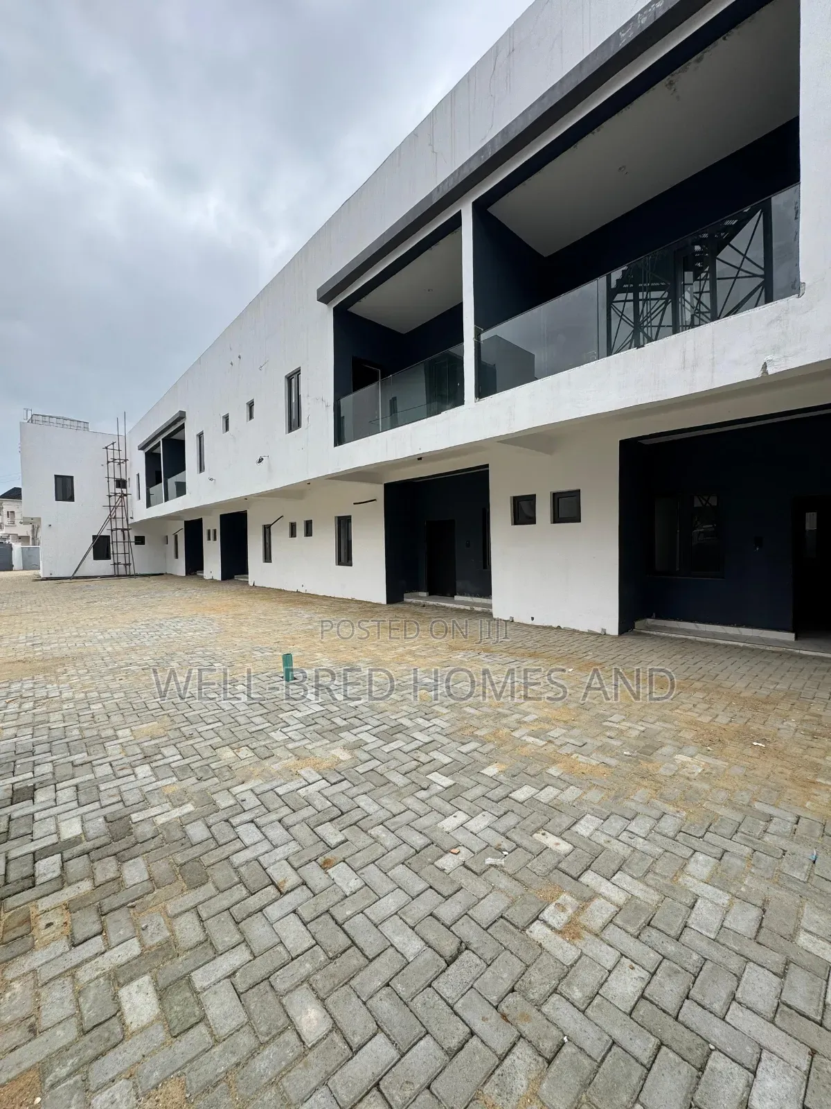 4bdrm Duplex in Ikota Lekki Lagos for sale in Lekki