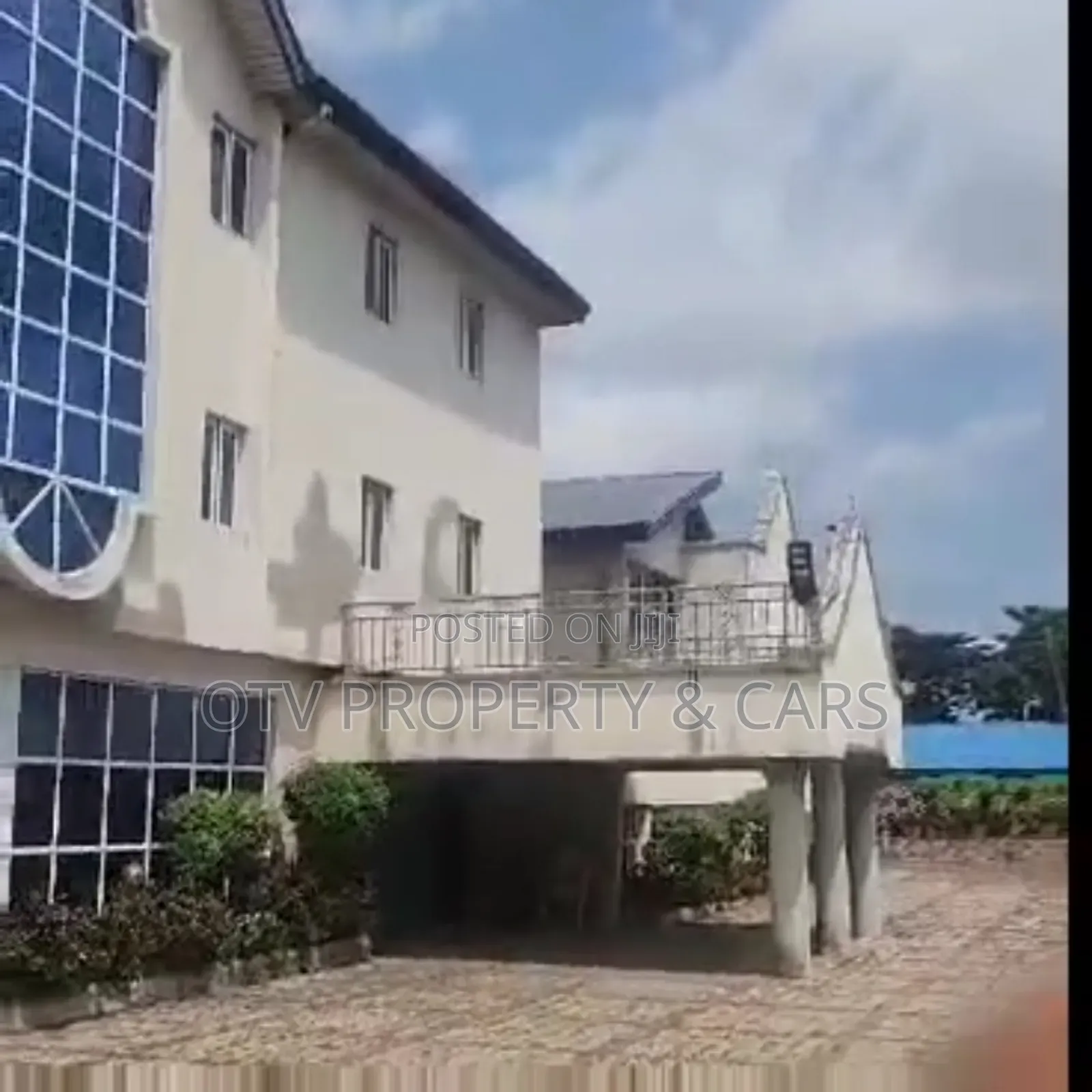 For Sale:
Hotel in Ikeja Gra, Lagos
68 Rooms, 8,500sqm in Ikeja GRA