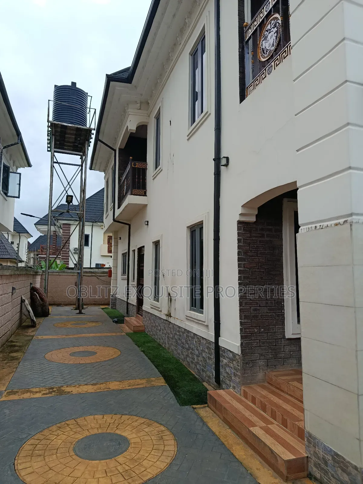4bdrm Duplex in Owerri for sale in Owerri
