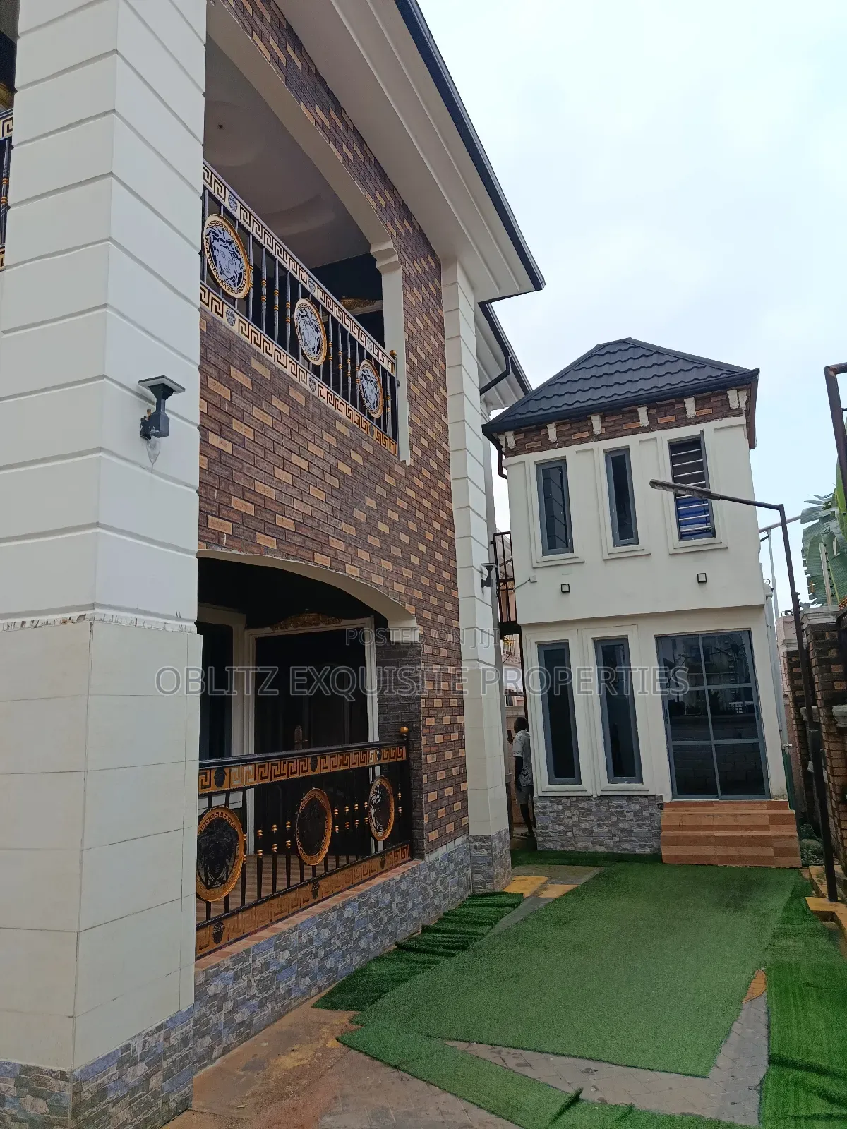 4bdrm Duplex in Owerri for sale in Owerri