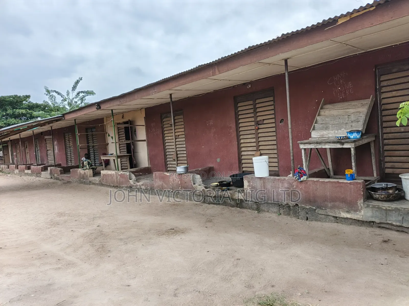 11bdrm Block of Flats in Iragon, Badagry for sale in Badagry