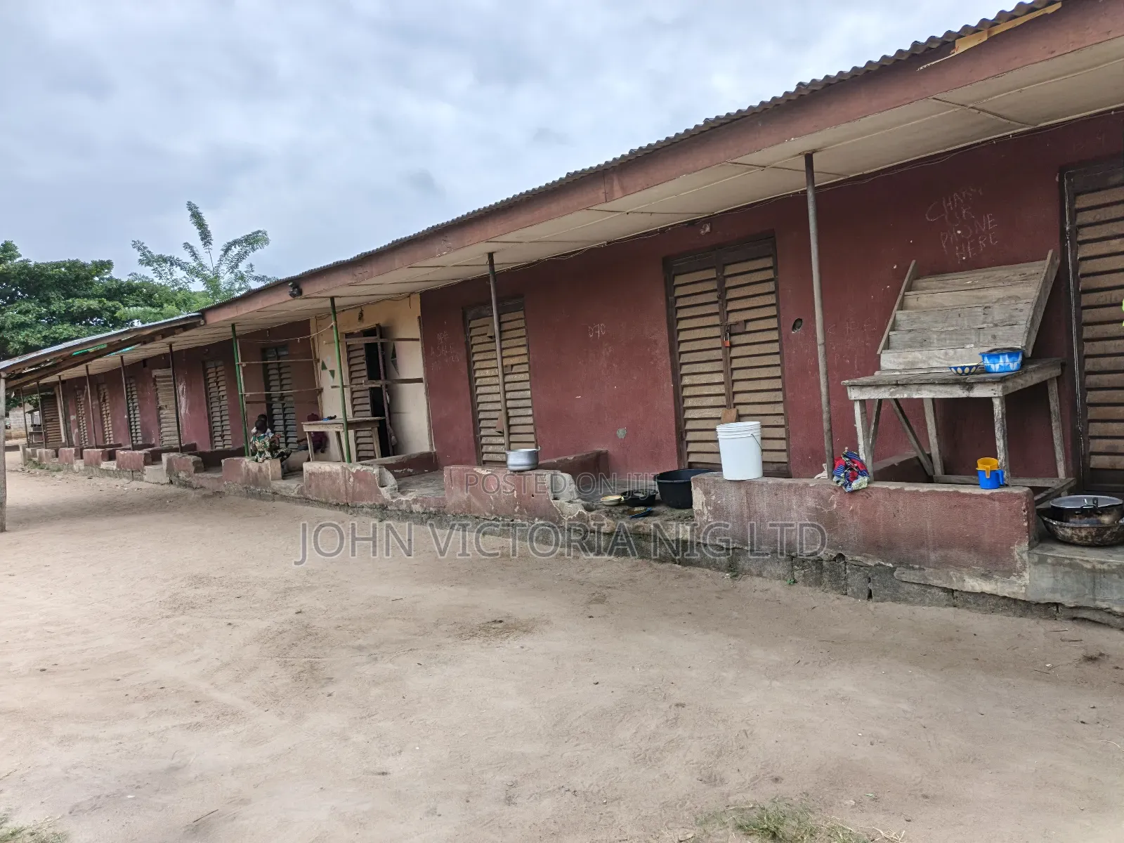 11bdrm Block of Flats in Iragon, Badagry for sale in Badagry