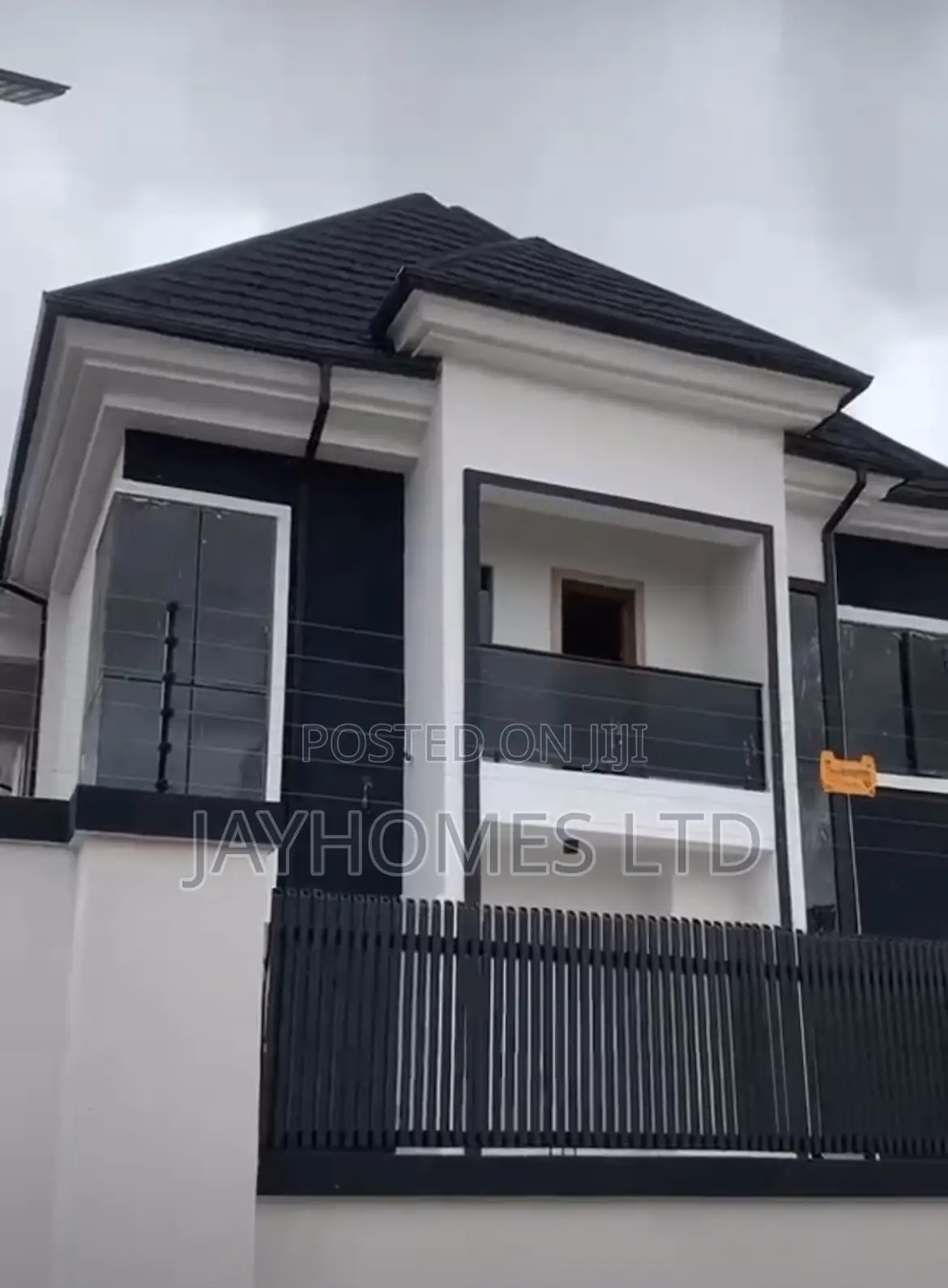 Luxury 5 Bedroom Duplex in Nta Asaba for Sale in Oshimili South