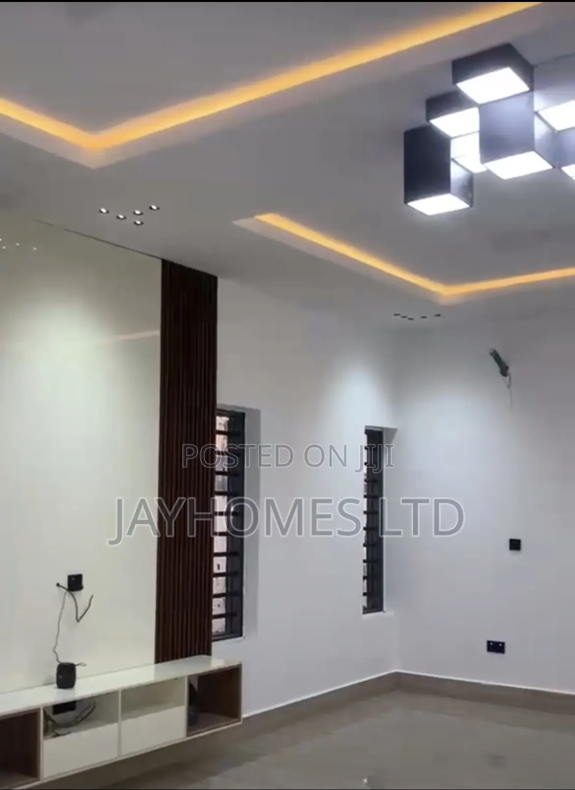 Luxury 5 Bedroom Duplex in Nta Asaba for Sale in Oshimili South