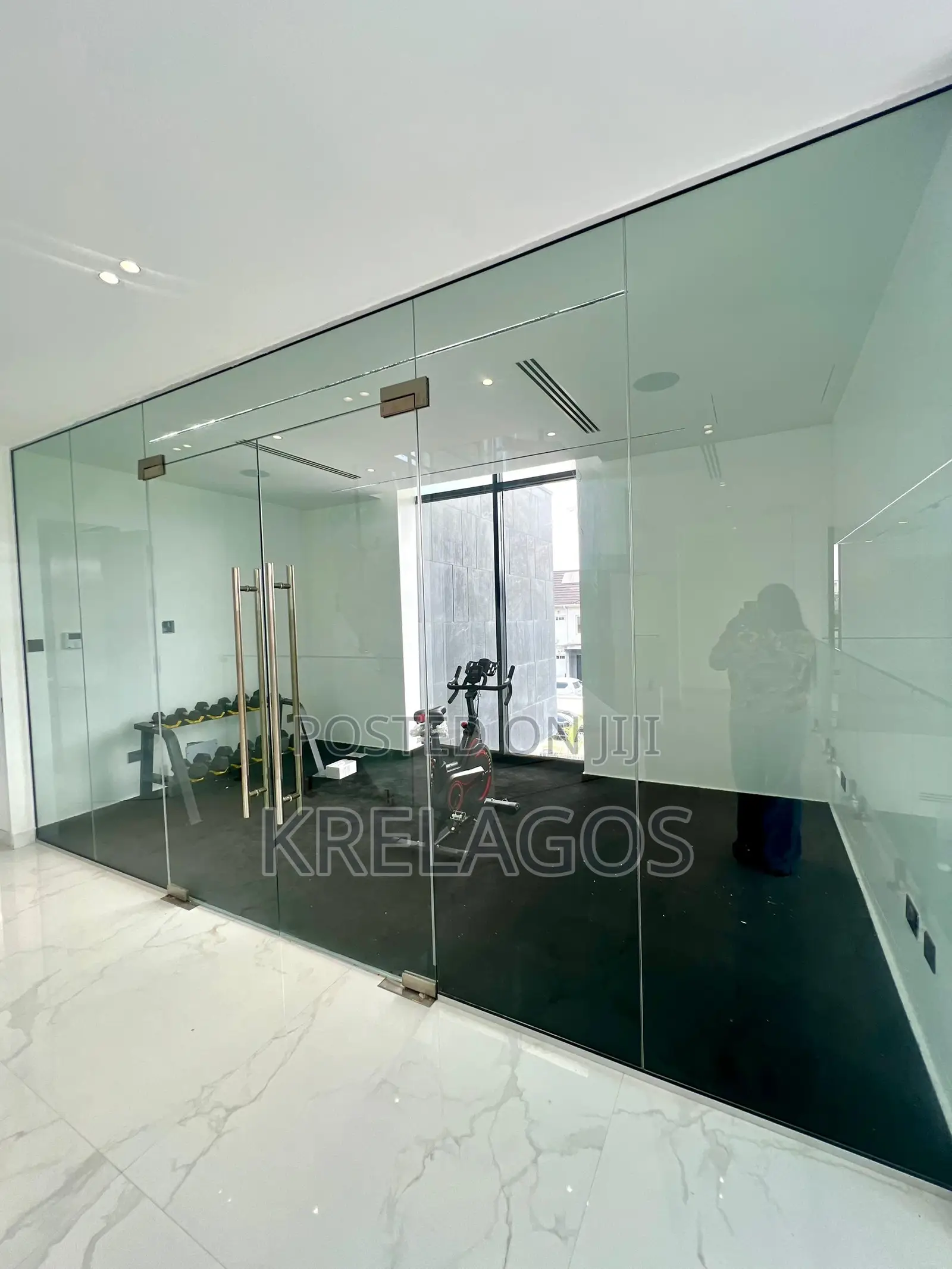5bdrm Duplex in Osapa london for sale in Osapa london