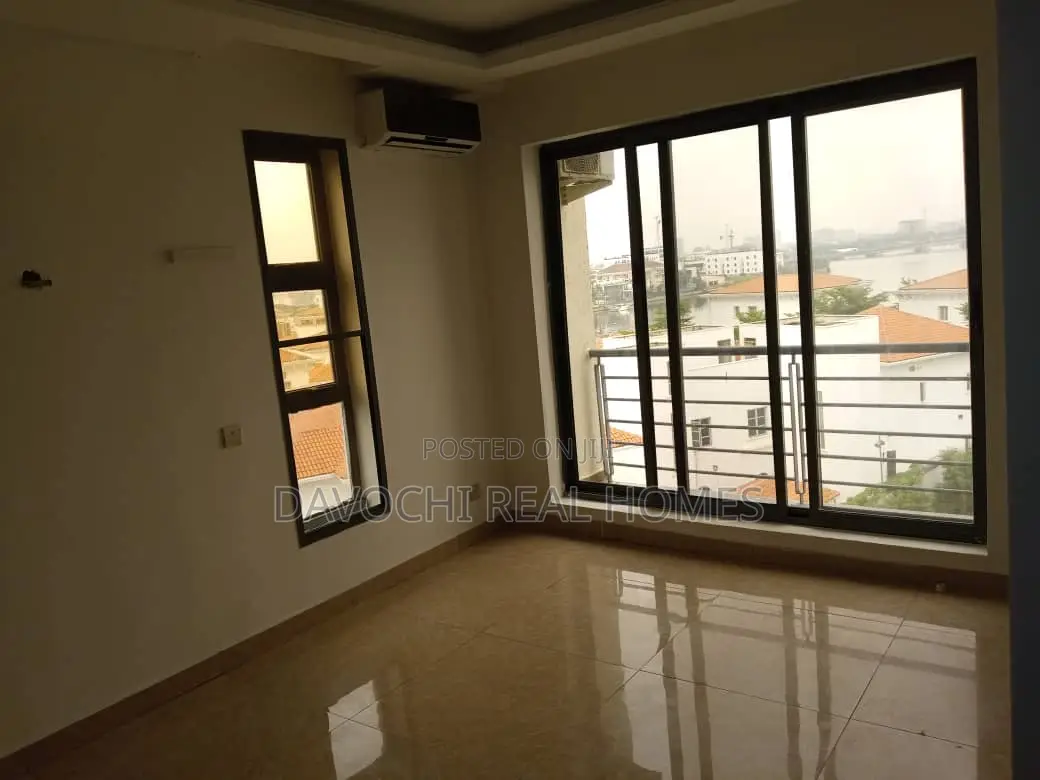 4bdrm Penthouse in Banana Island for rent in Banana Island